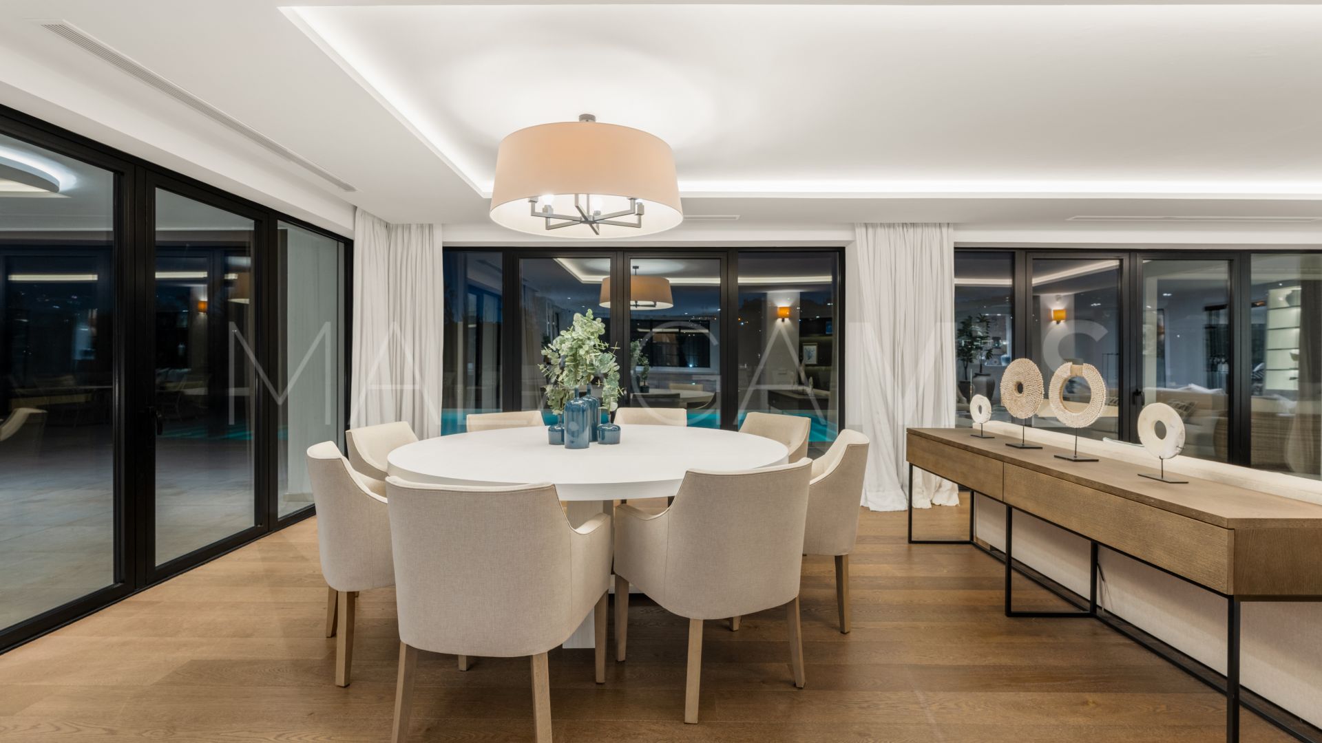 Villa for sale in Los Naranjos