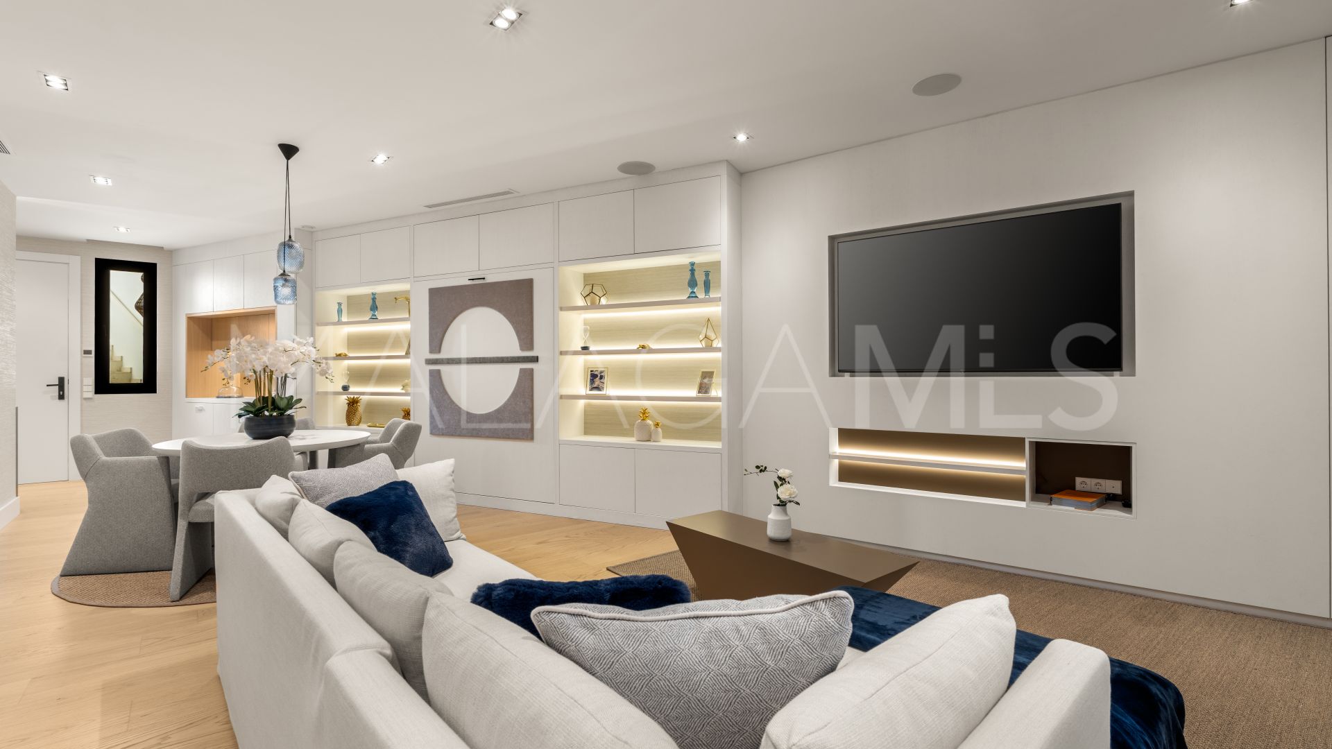 Villa for sale in Los Naranjos