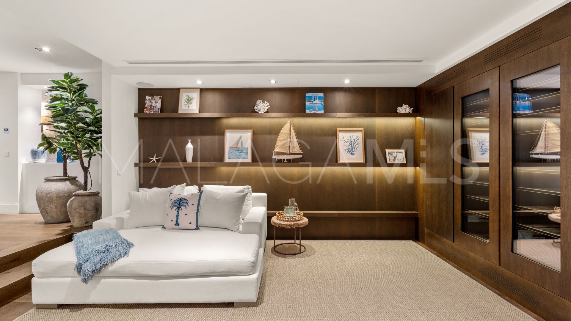 Villa for sale in Los Naranjos