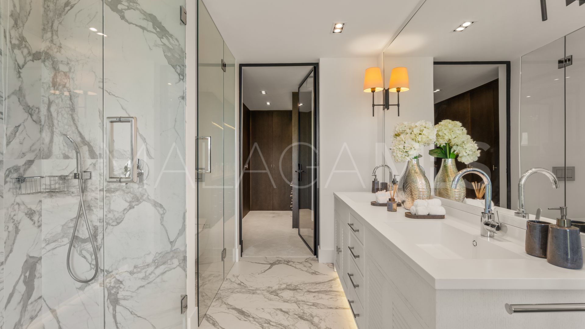 Villa for sale in Los Naranjos