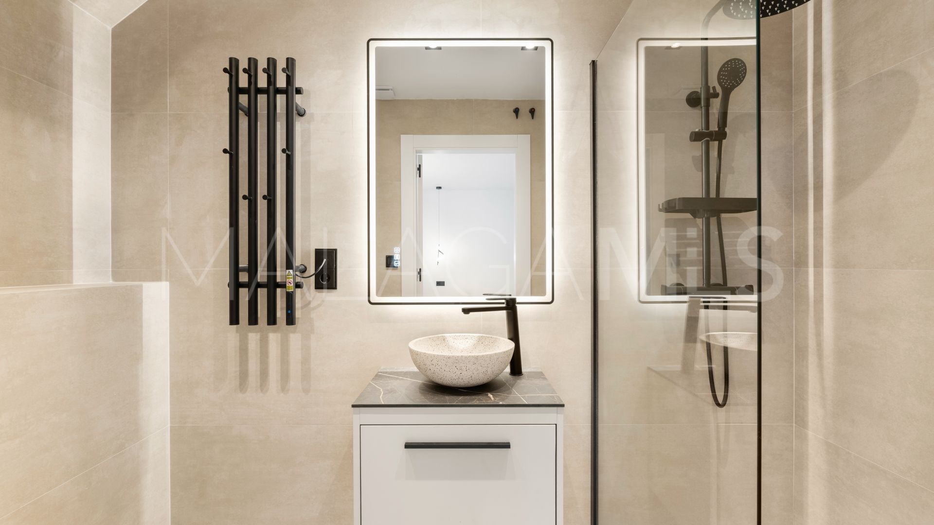 Villa for sale in Altos del Rodeo