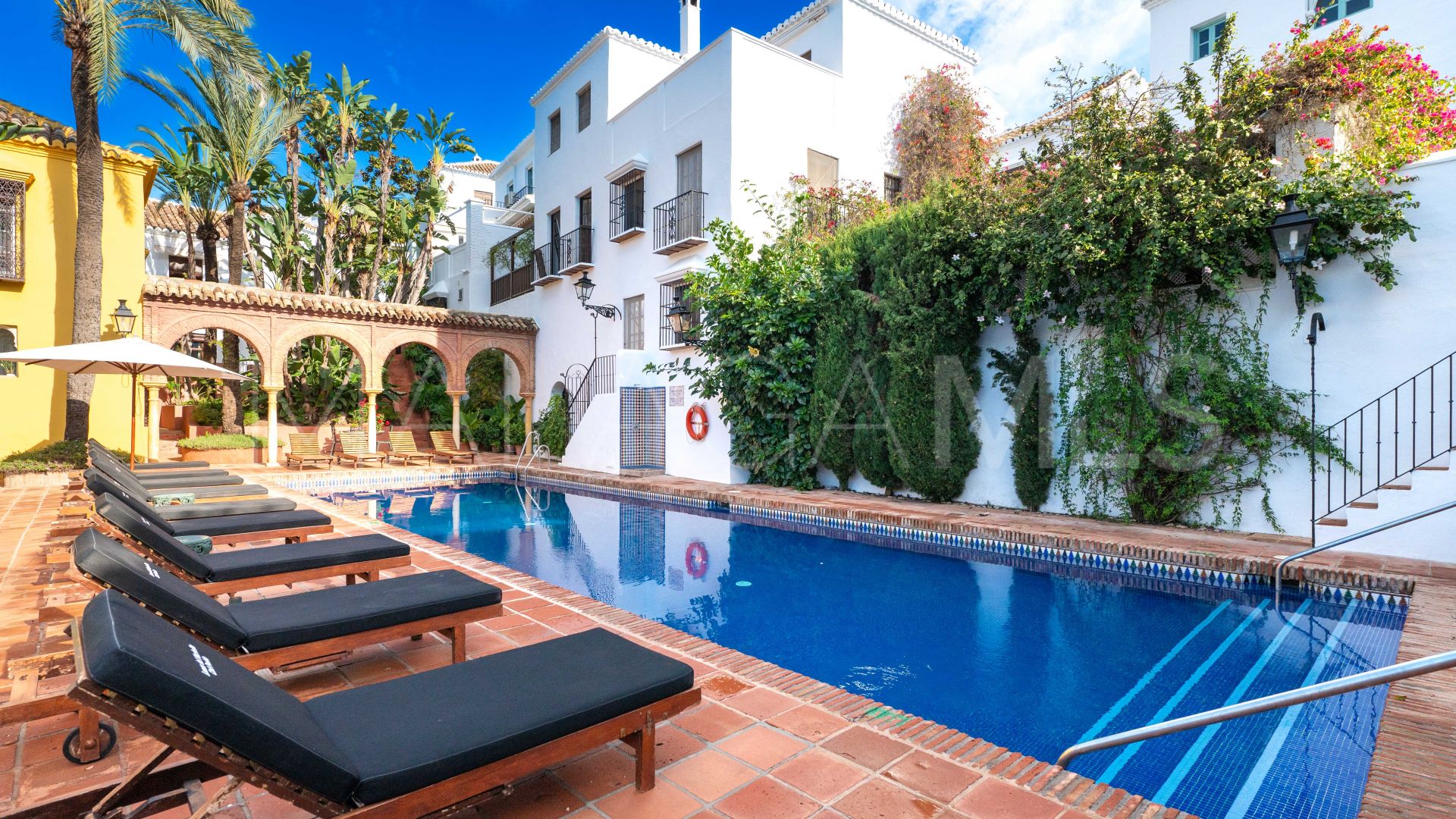 Maison de ville for sale in Las Lomas del Marbella Club