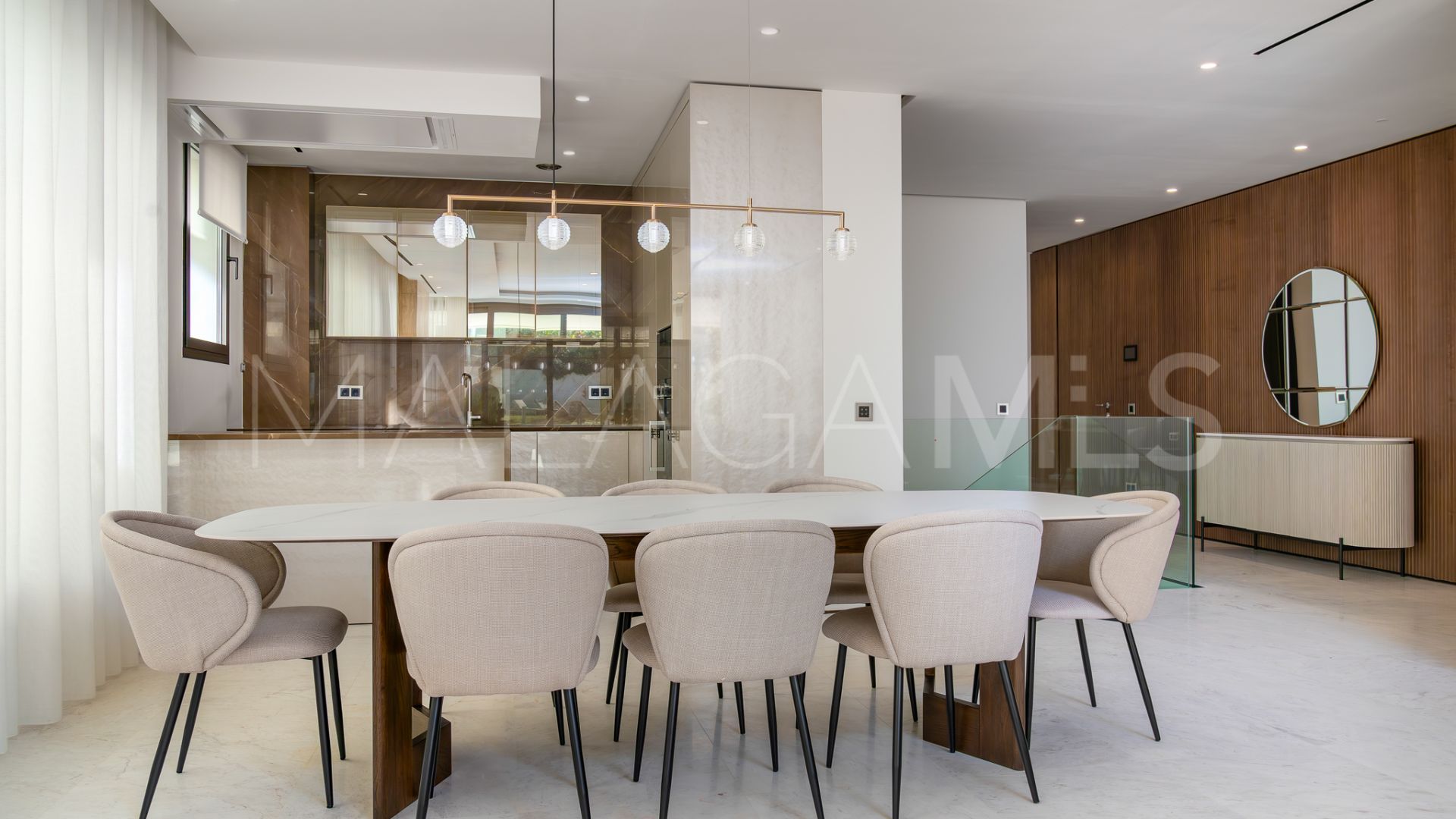 Markplanslägenhet for sale in Golden Mile