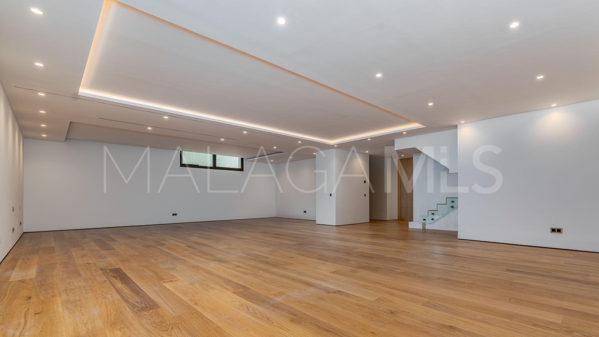 Markplanslägenhet for sale in Golden Mile