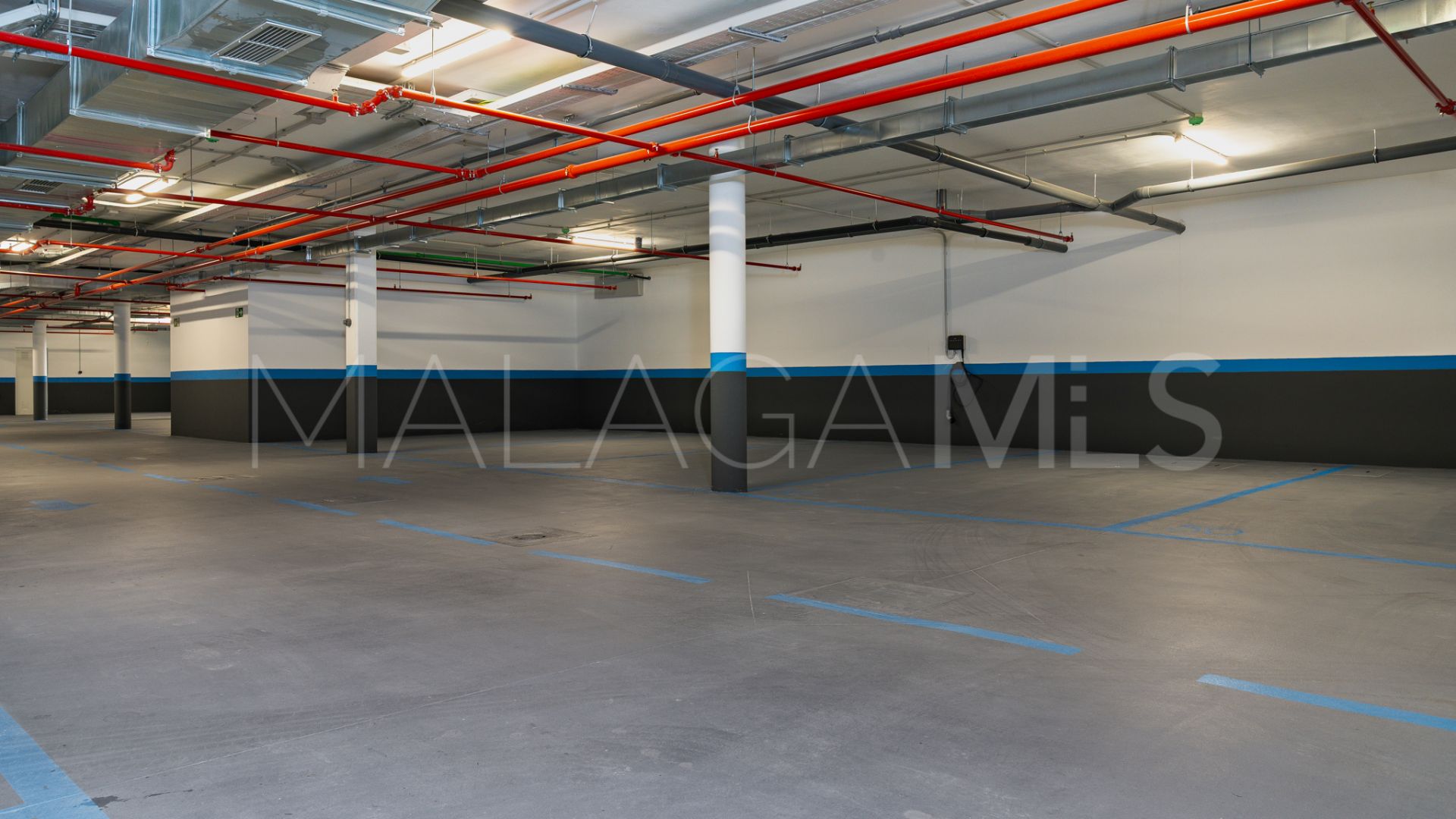 Apartamento planta baja for sale in Marbella Golden Mile