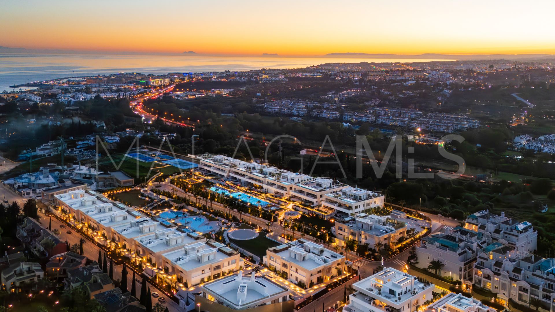 Apartamento planta baja for sale in Marbella Golden Mile