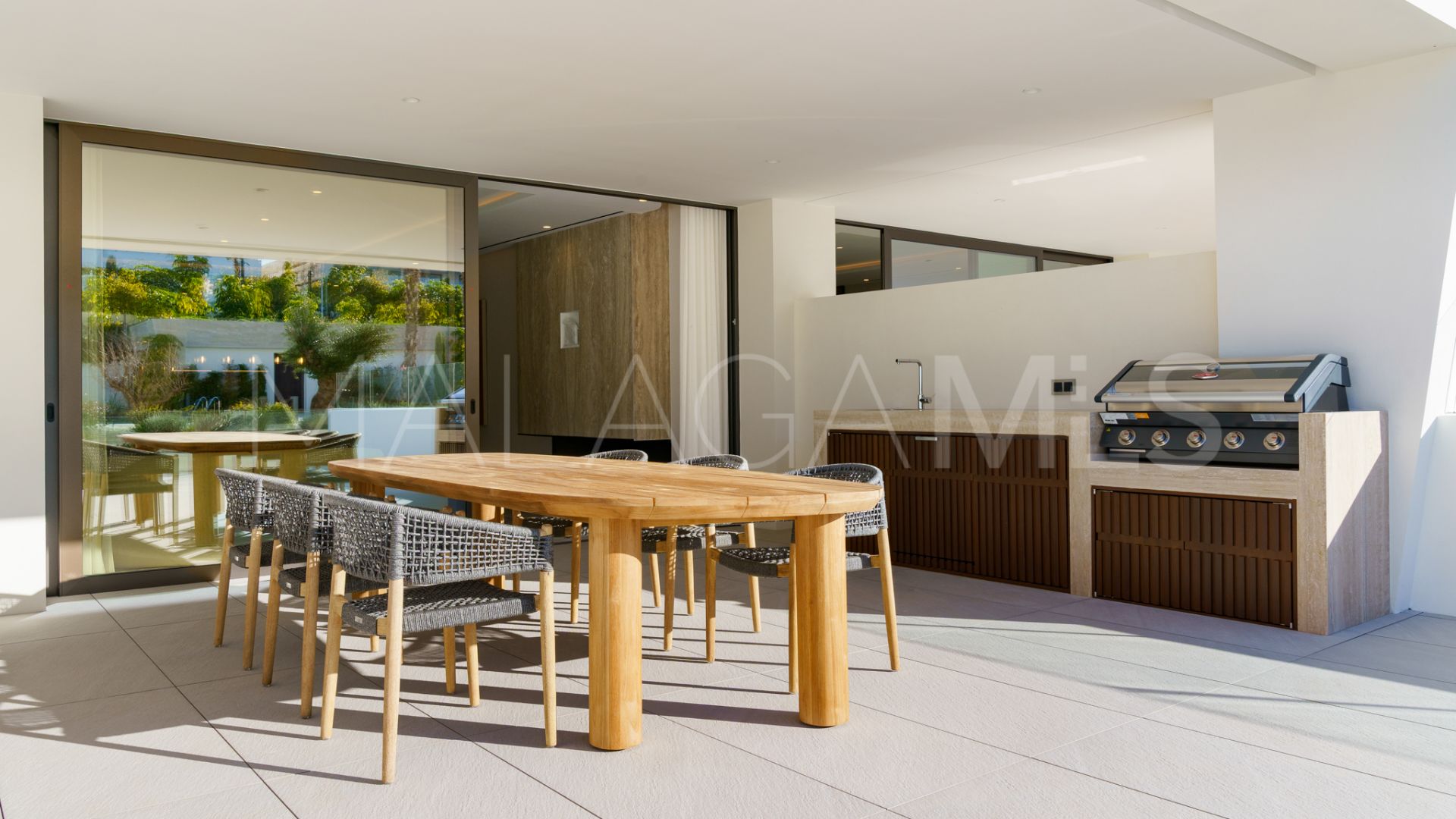 Apartamento planta baja for sale in Marbella Golden Mile