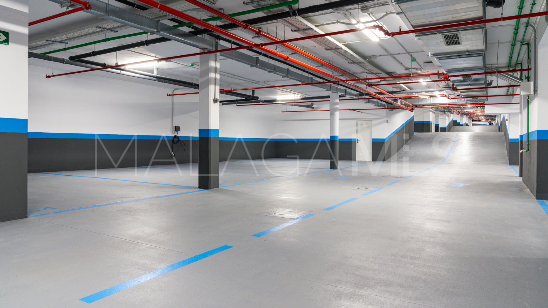 Apartamento planta baja for sale in Marbella Golden Mile