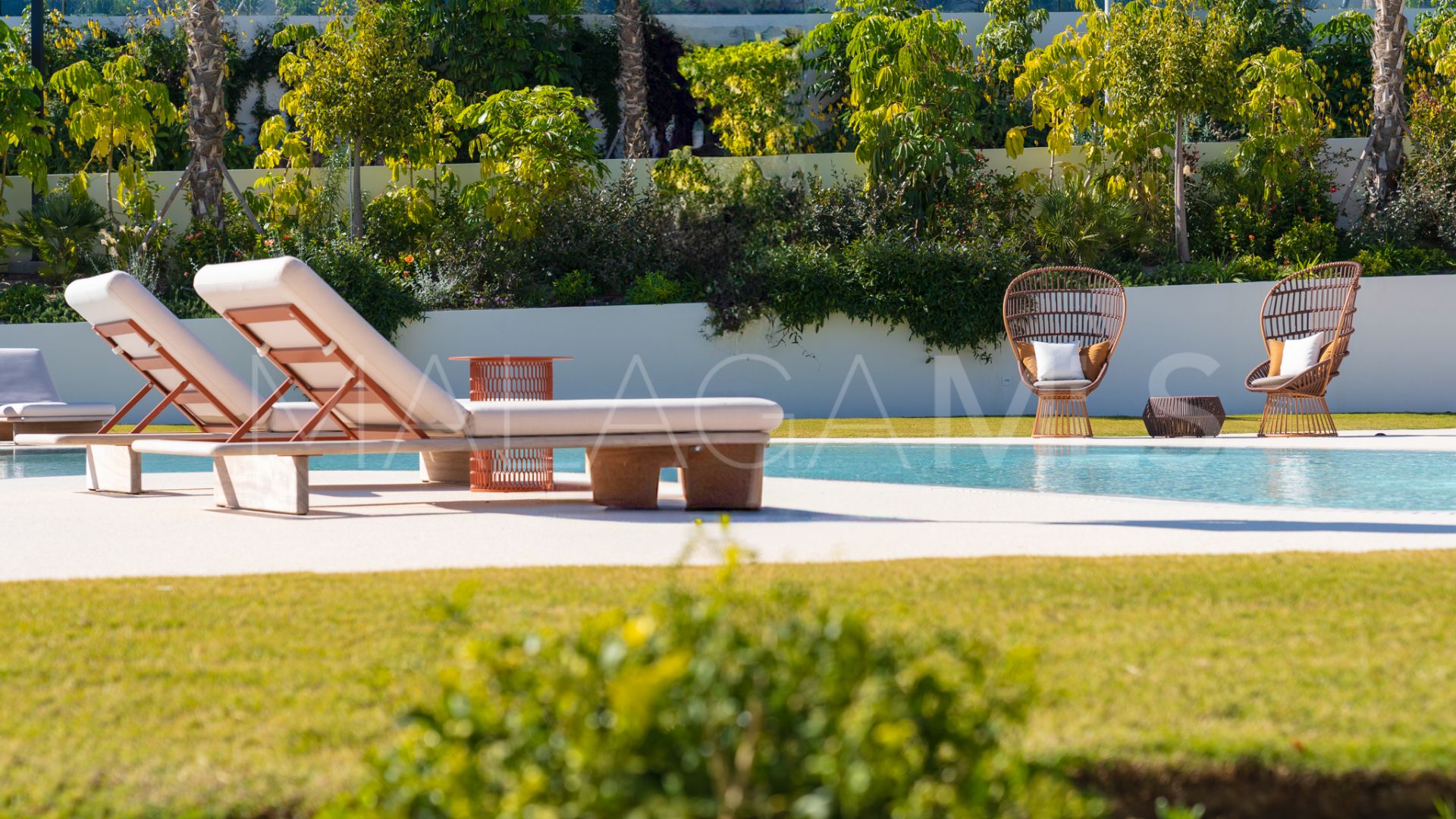 Apartamento planta baja for sale in Marbella Golden Mile