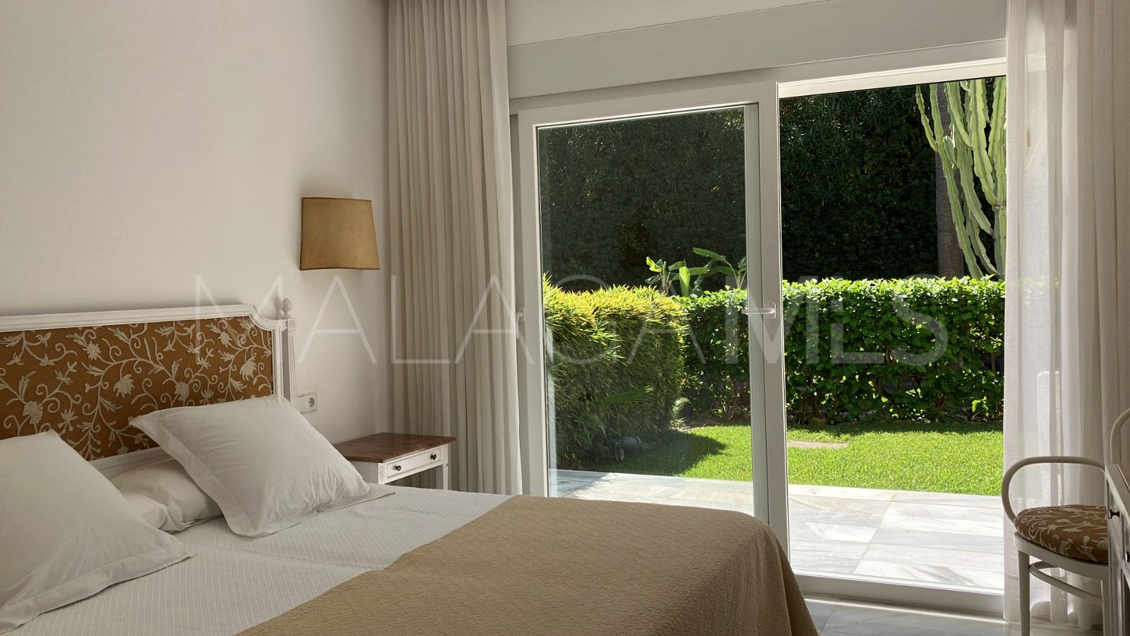 Wohnung for sale in Marbella - Puerto Banus