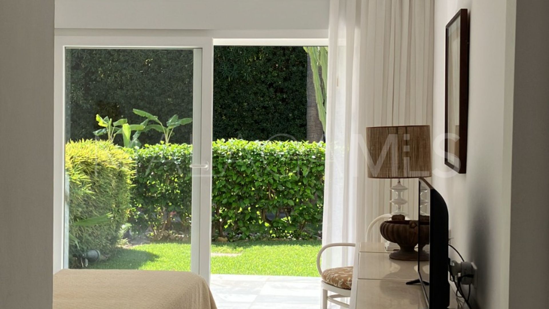 Wohnung for sale in Marbella - Puerto Banus