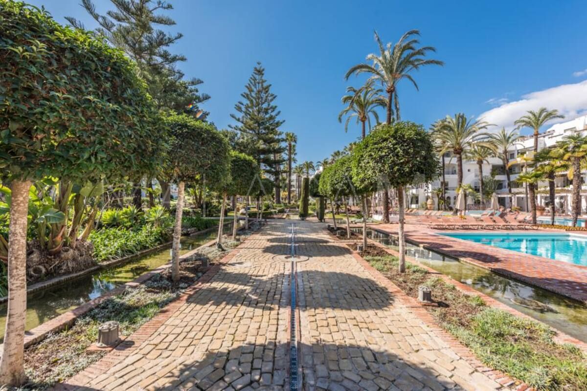 Wohnung for sale in Marbella - Puerto Banus