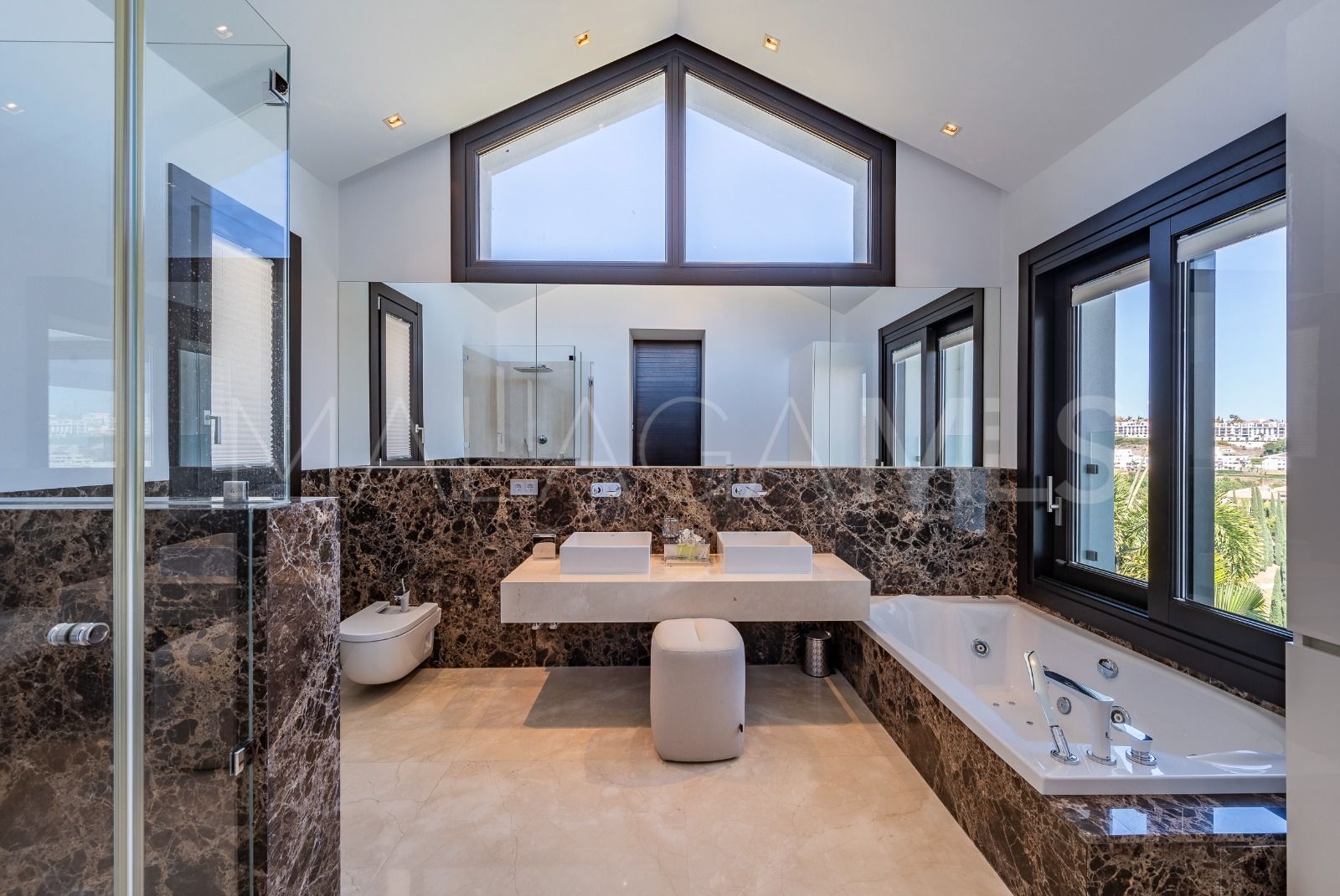 Villa for sale in Los Flamingos