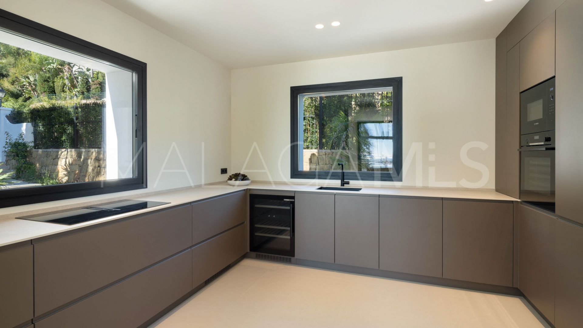 Villa for sale in Los Arqueros