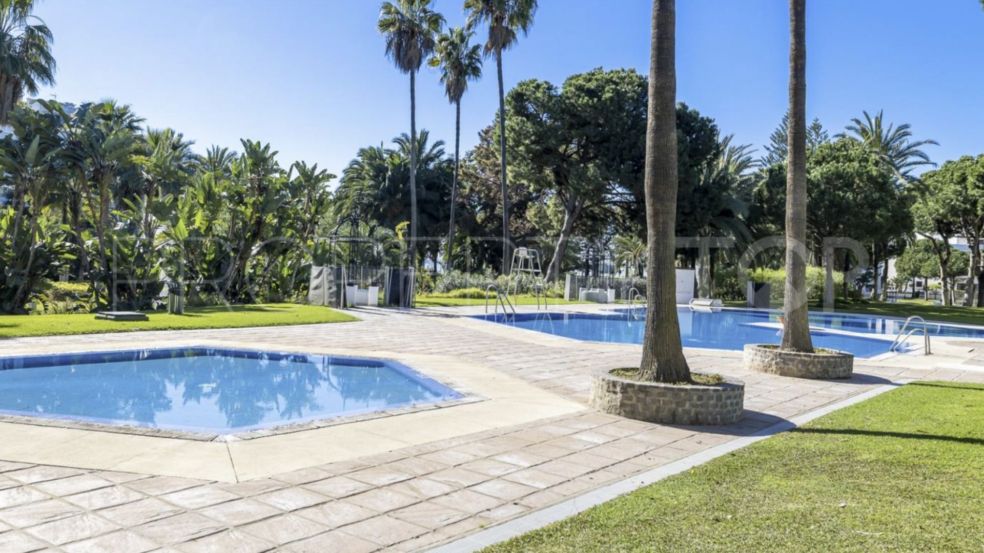 Apartamento en venta con 2 dormitorios en Playas del Duque