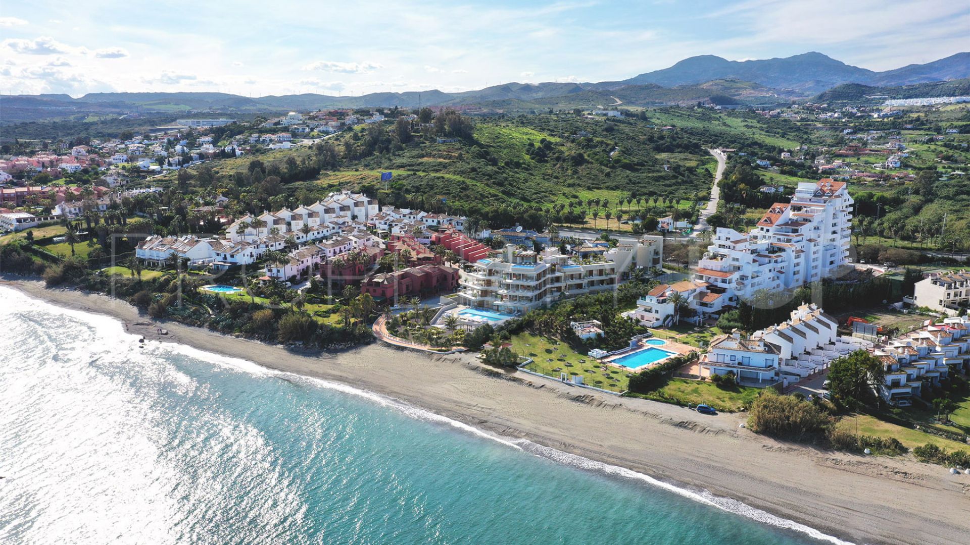 Apartamento en venta con 2 dormitorios en Estepona