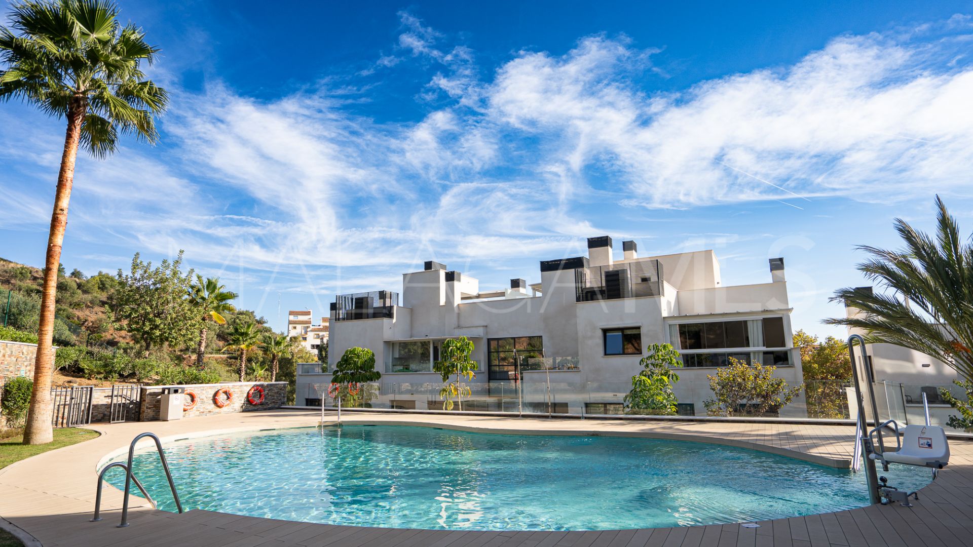 Tvåvånings takvåning for sale in Marbella