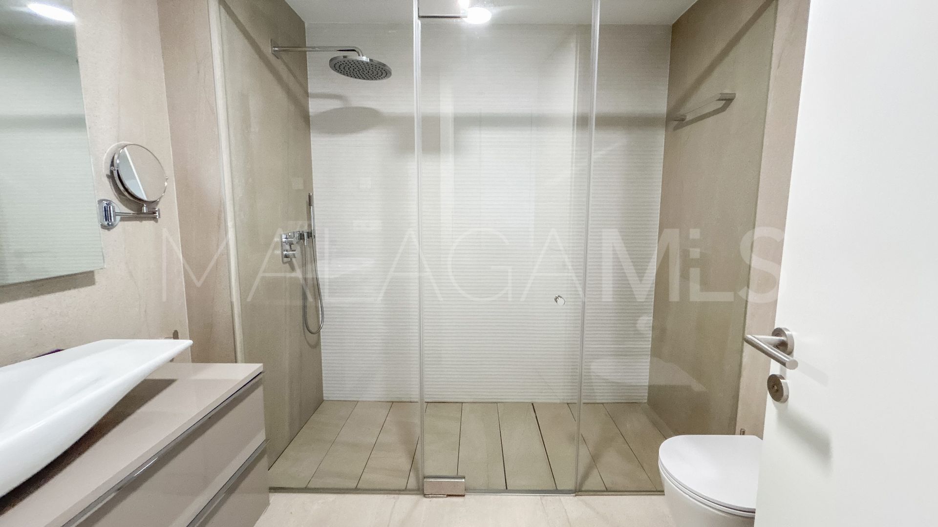 Wohnung for sale in Estepona