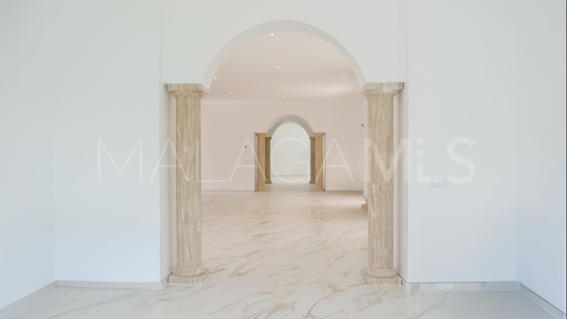 Villa for sale in Marbella