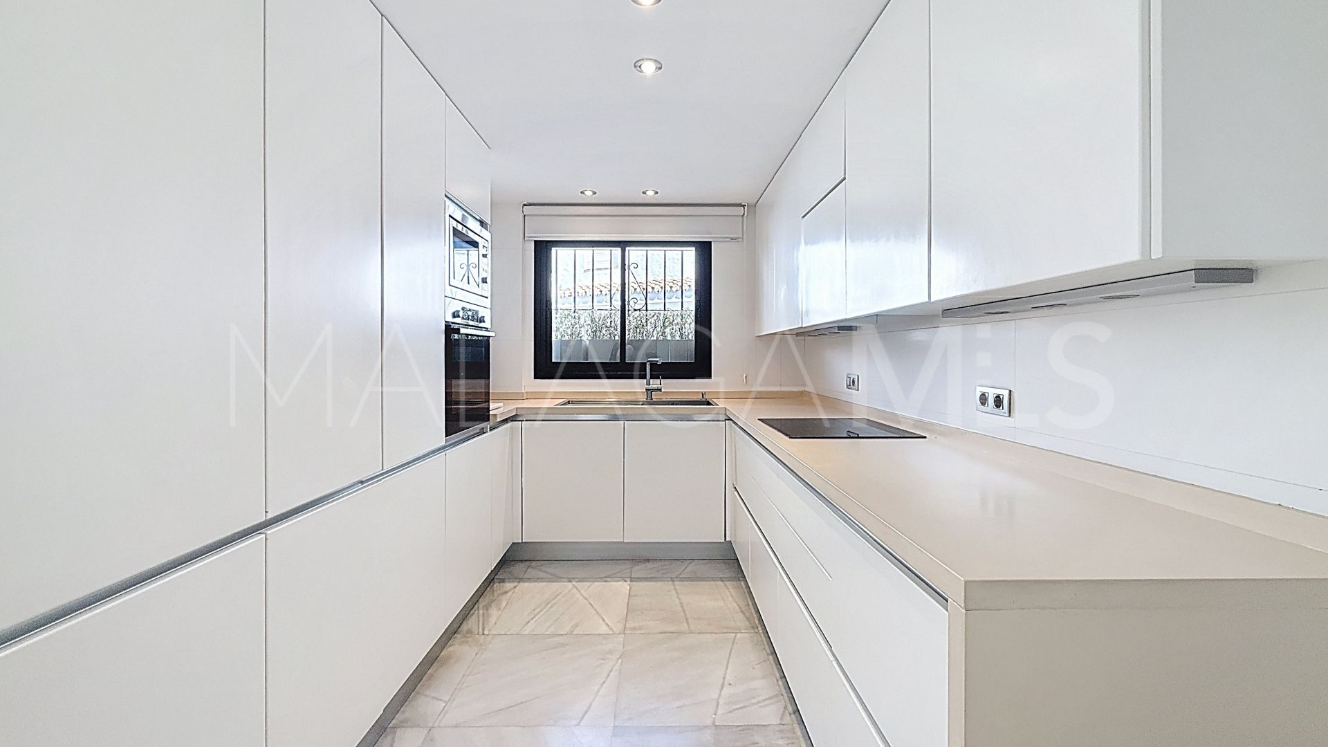 Maison de ville for sale in Guadalvillas