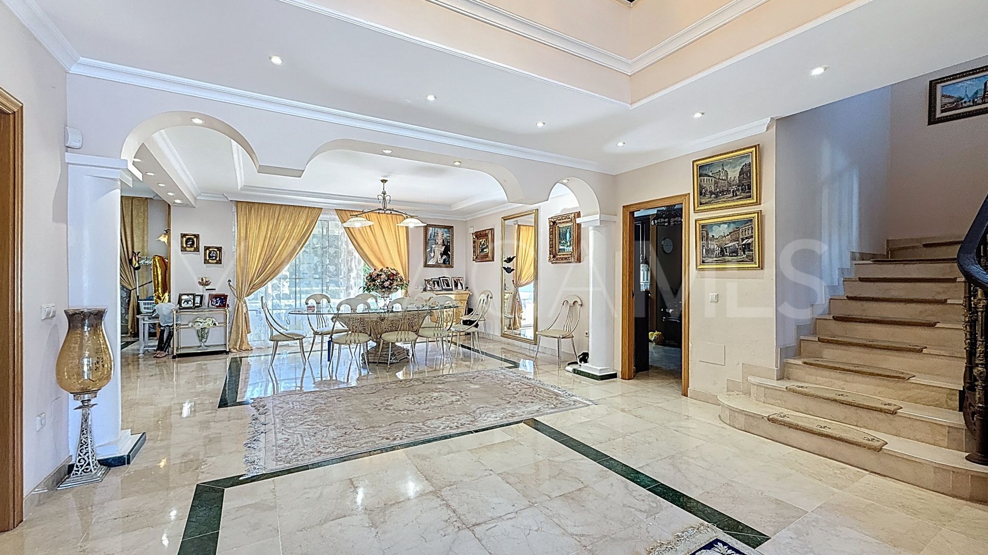 4 bedrooms villa for sale in Casasola