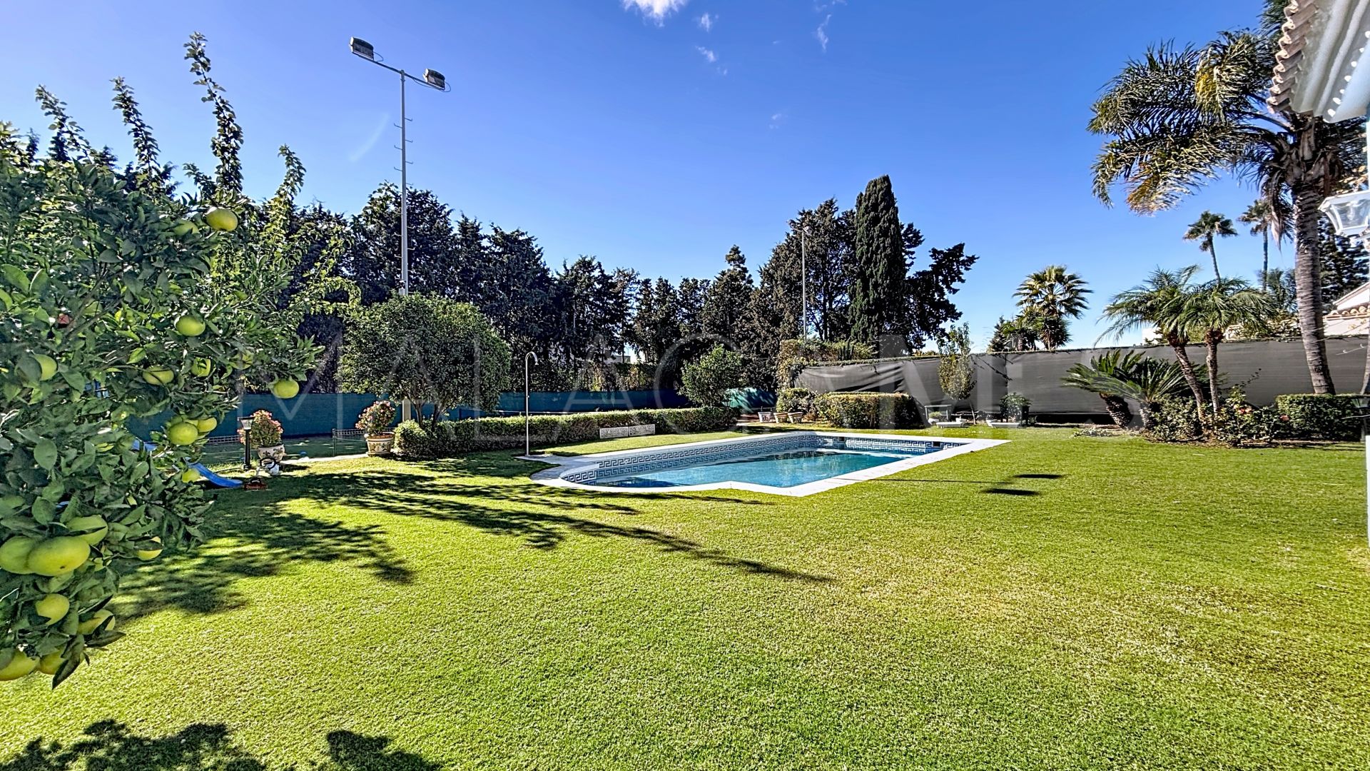 4 bedrooms villa for sale in Casasola