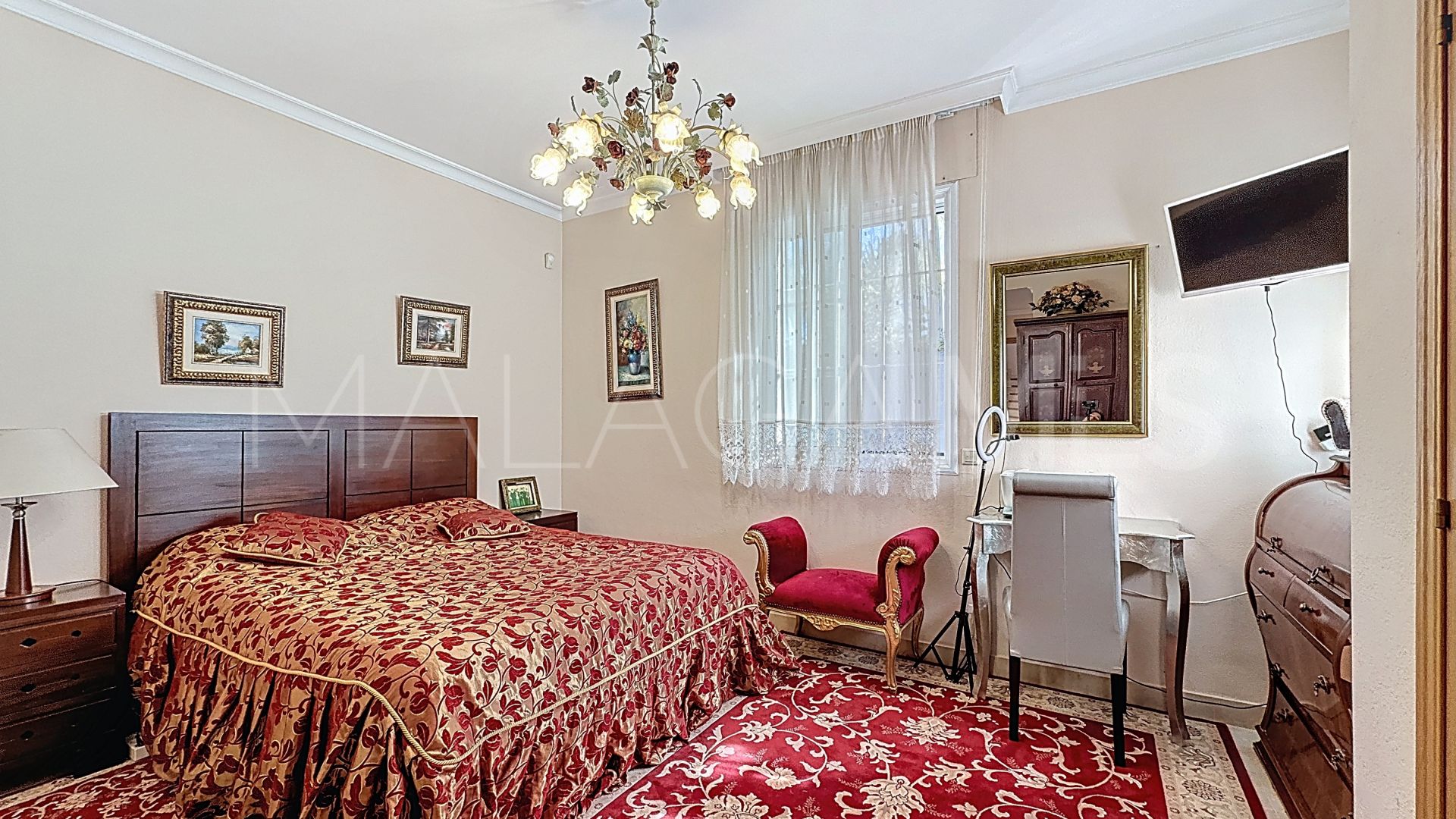 4 bedrooms villa for sale in Casasola