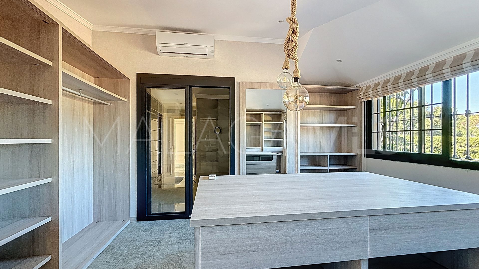 Villa for sale in Casasola