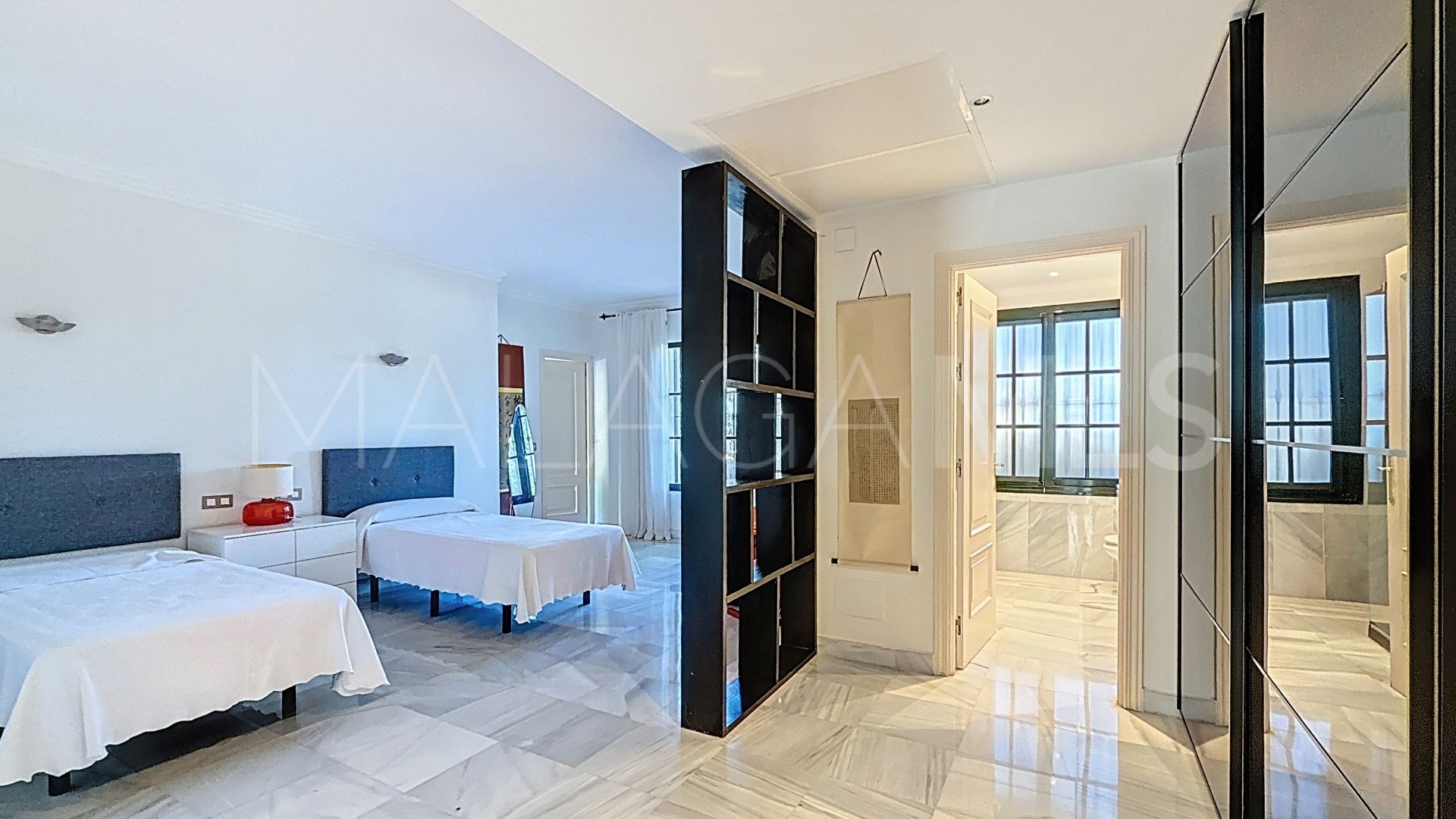 Villa for sale in Casasola