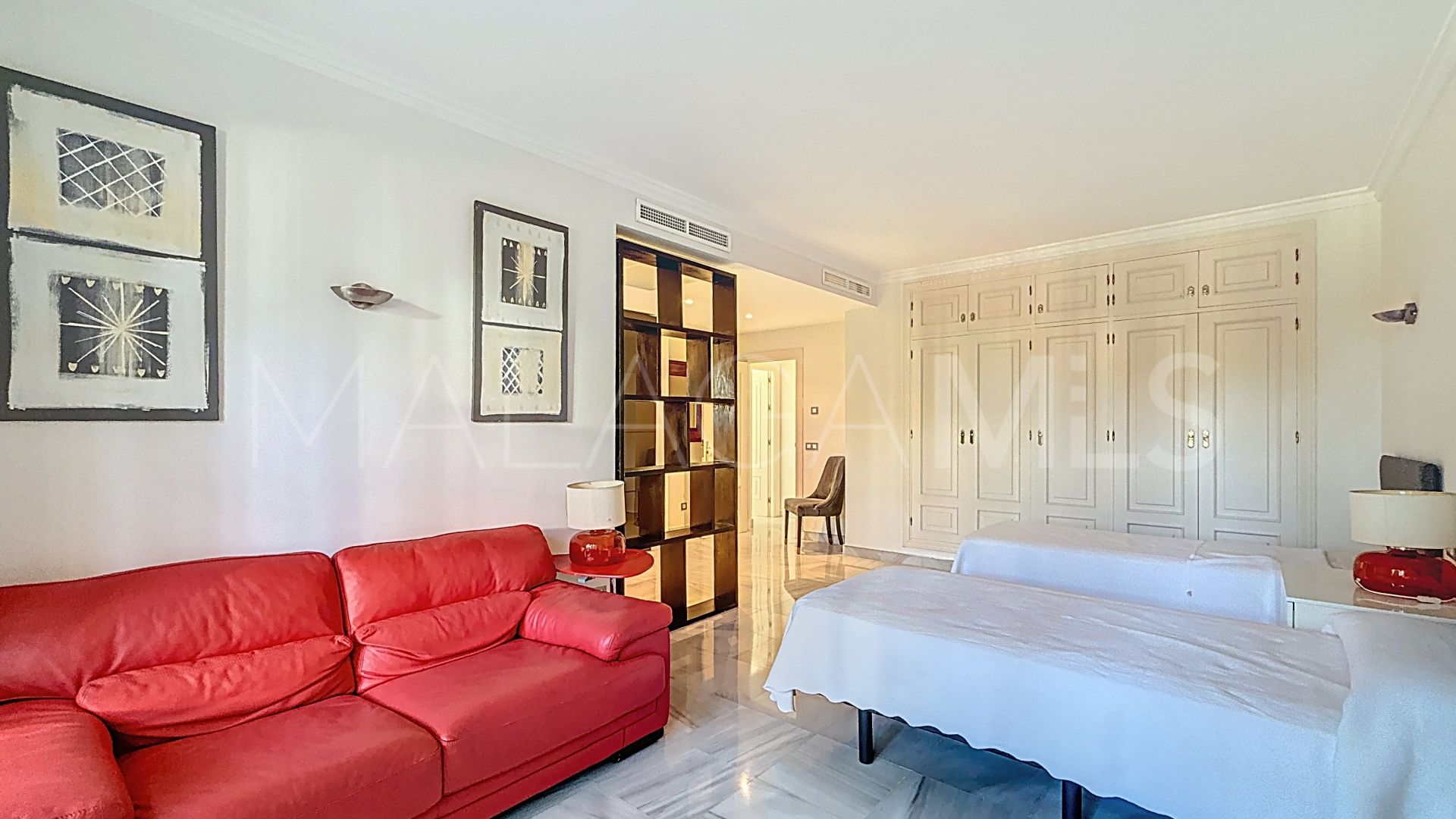 Villa for sale in Casasola