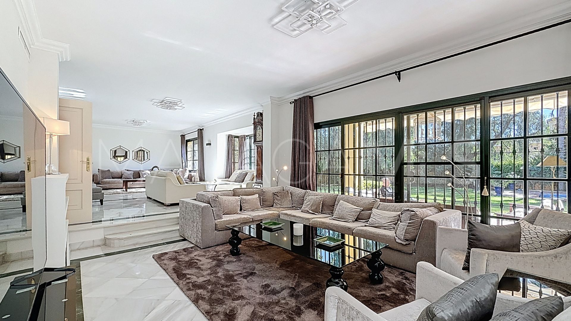 Villa for sale in Casasola