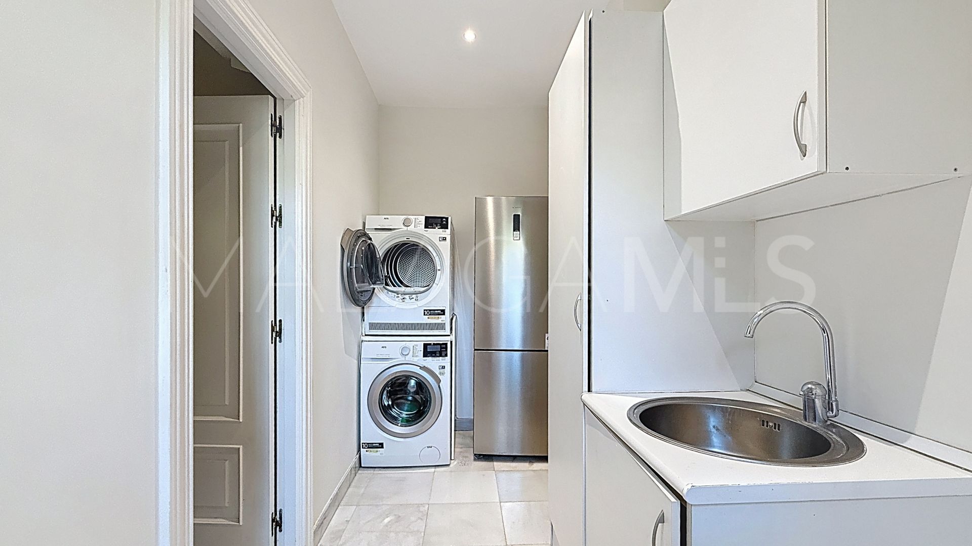 Villa for sale in Casasola