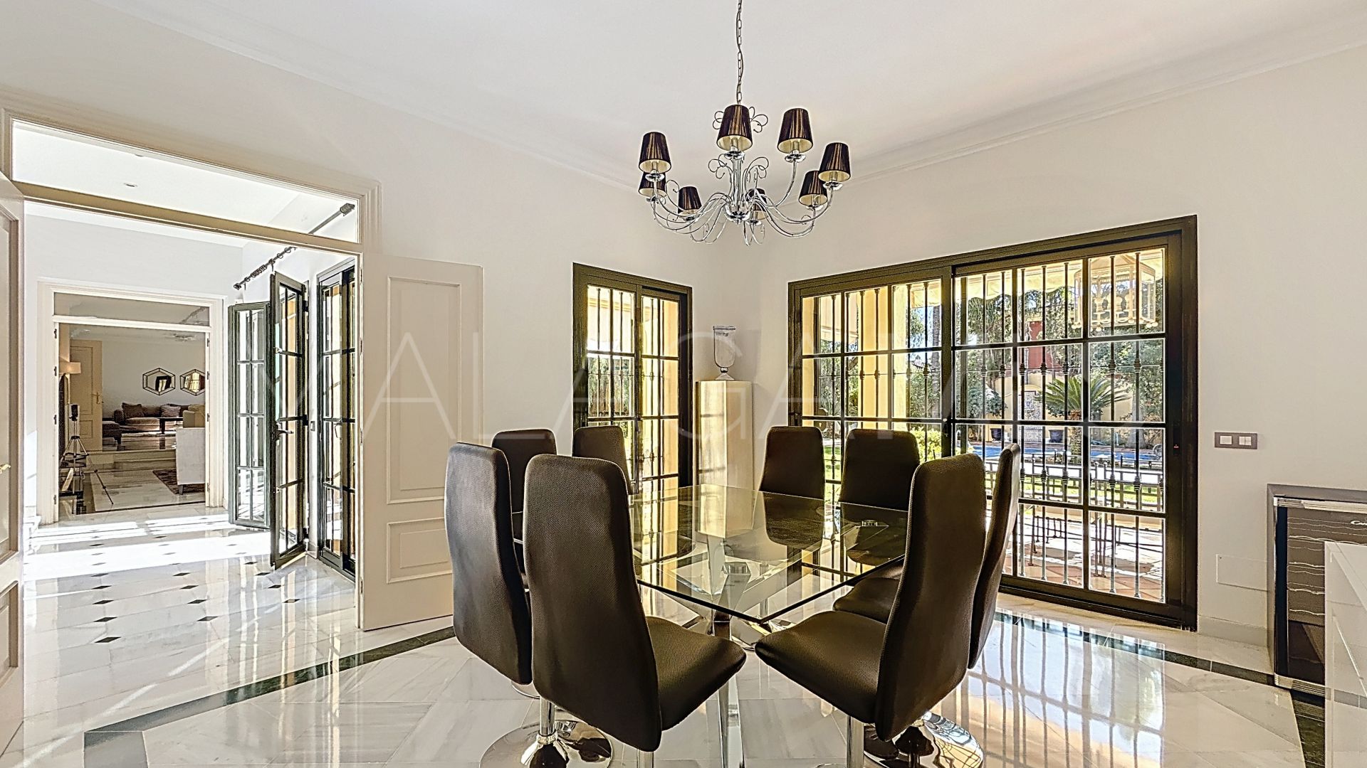 Villa for sale in Casasola