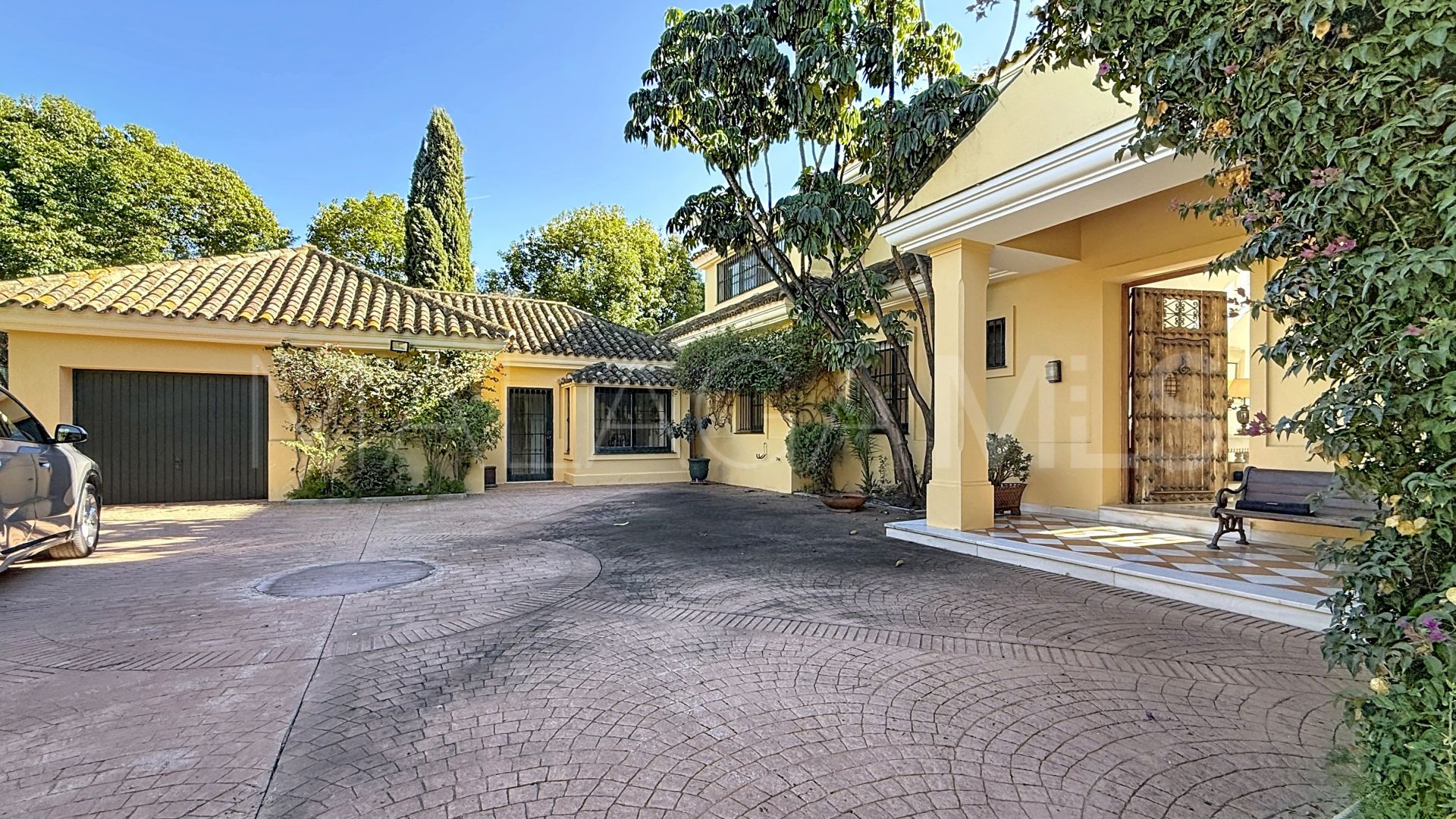 Villa for sale in Casasola