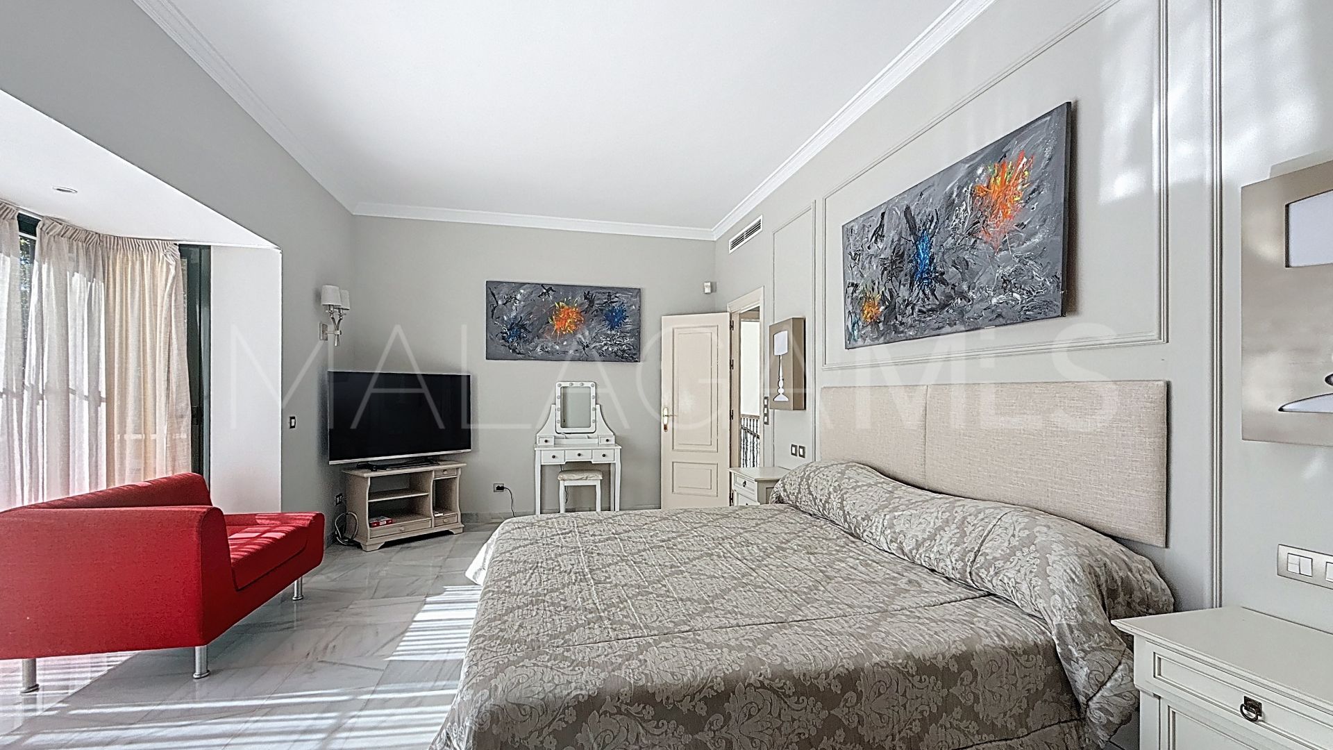 Villa for sale in Casasola