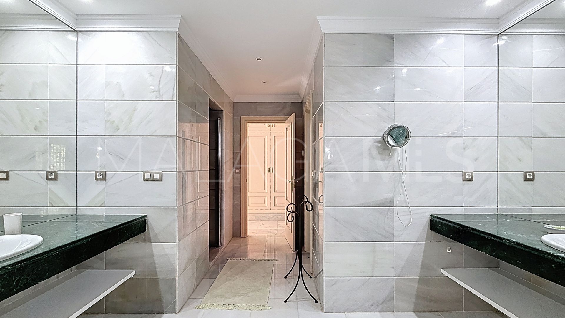 Villa for sale in Casasola