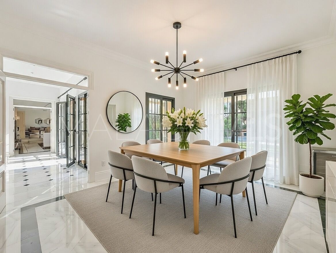 Villa for sale in Casasola