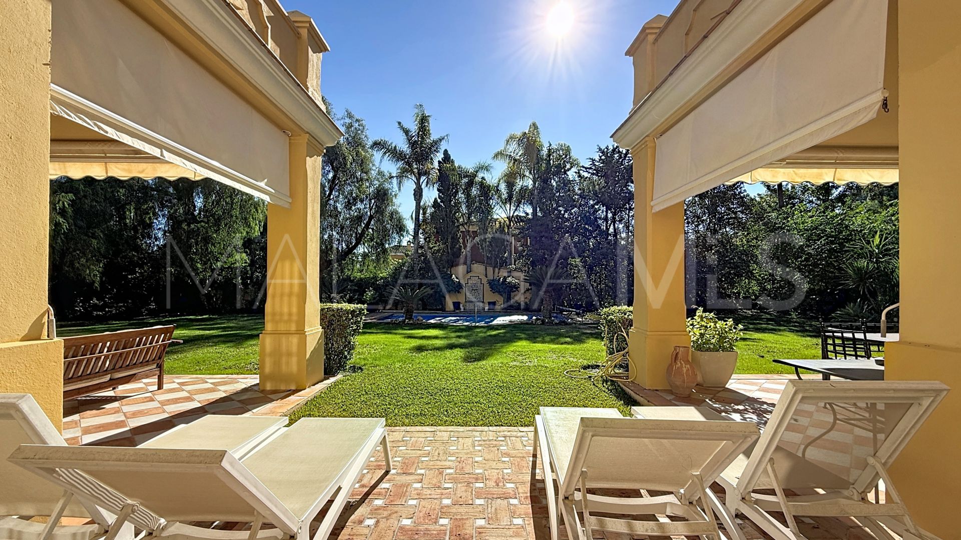 Villa for sale in Casasola