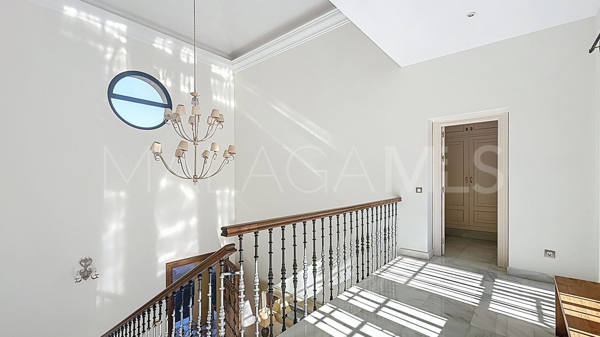 Villa for sale in Casasola