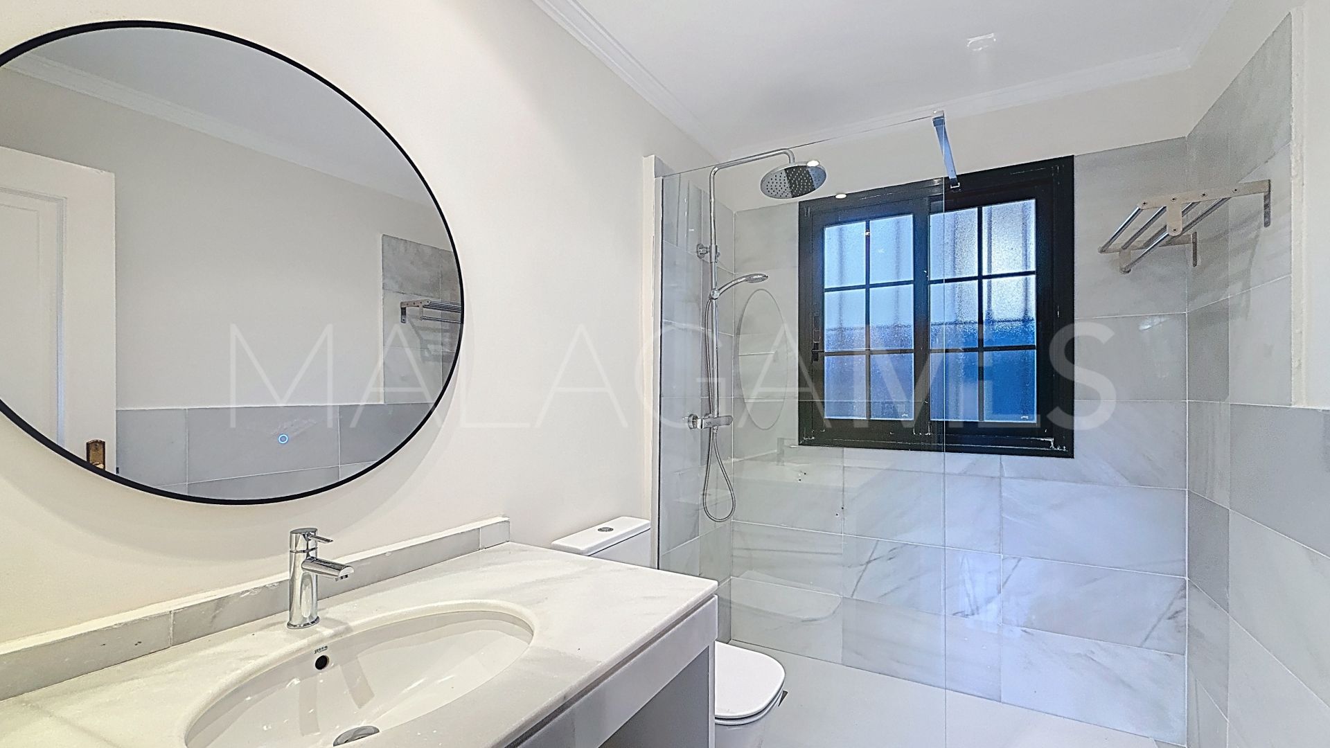 Villa for sale in Casasola