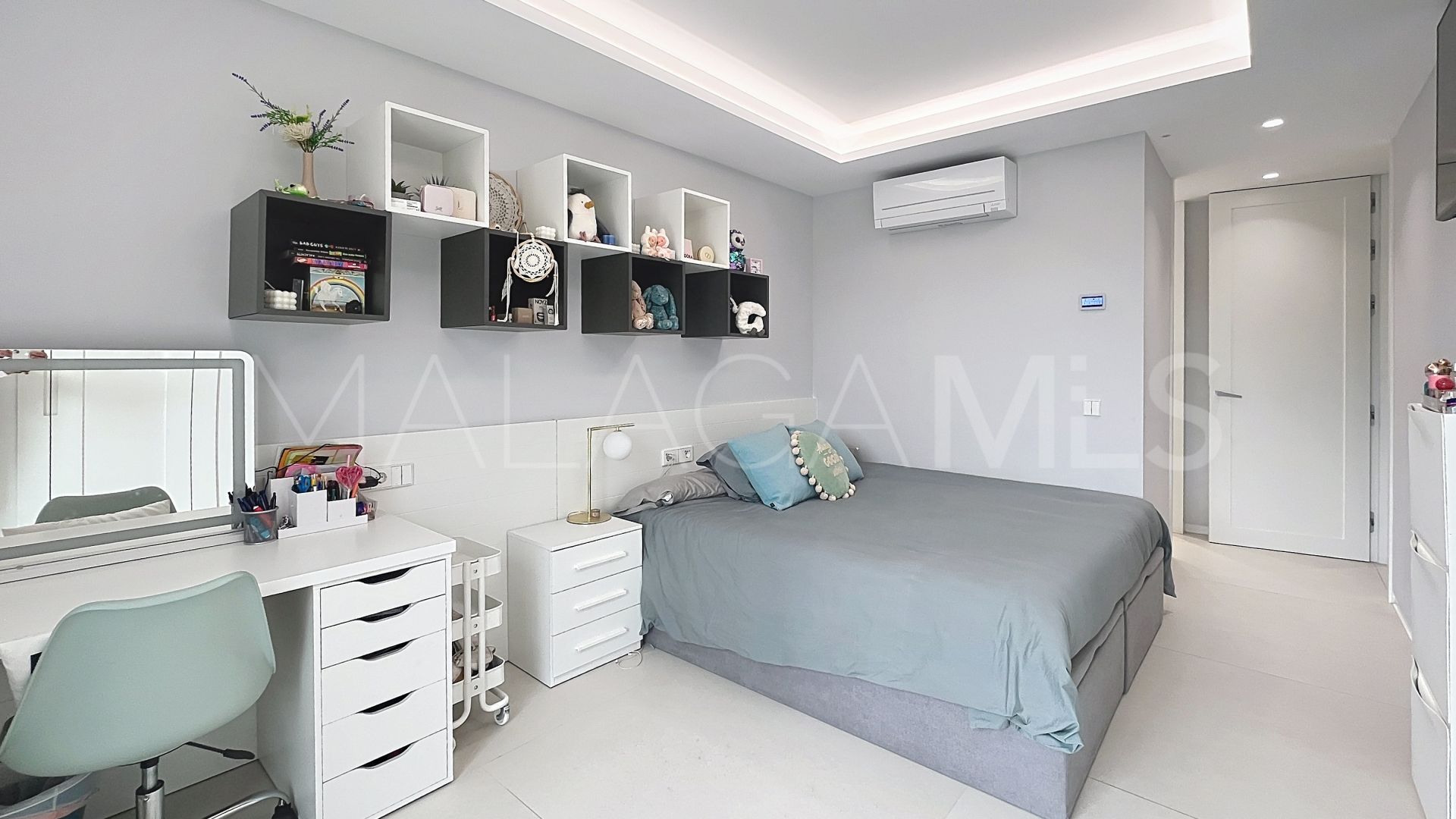 Villa with 4 bedrooms a la venta in Isla de Guadalmina