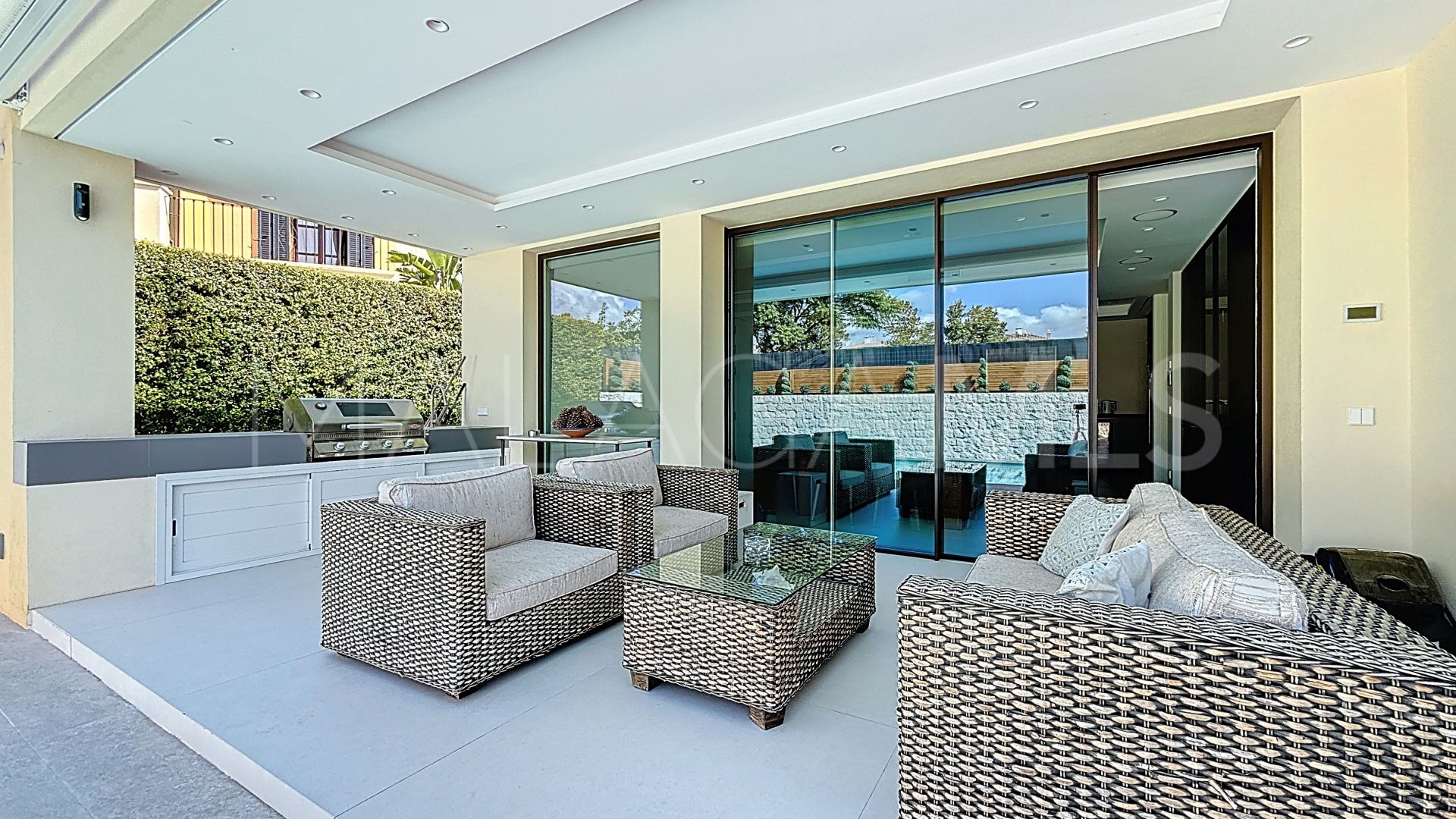 Villa with 4 bedrooms a la venta in Isla de Guadalmina