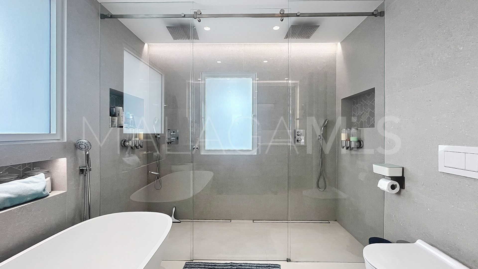 Villa with 4 bedrooms a la venta in Isla de Guadalmina