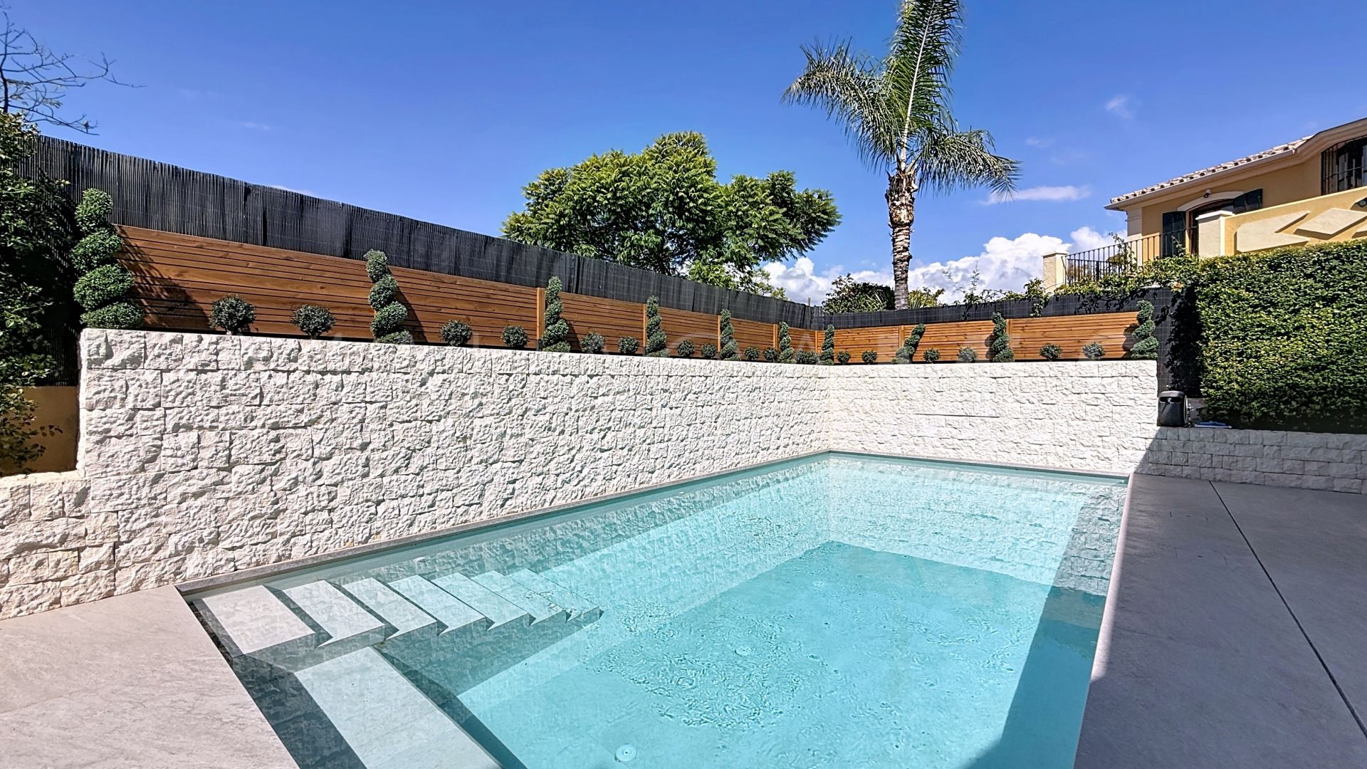 Villa with 4 bedrooms a la venta in Isla de Guadalmina