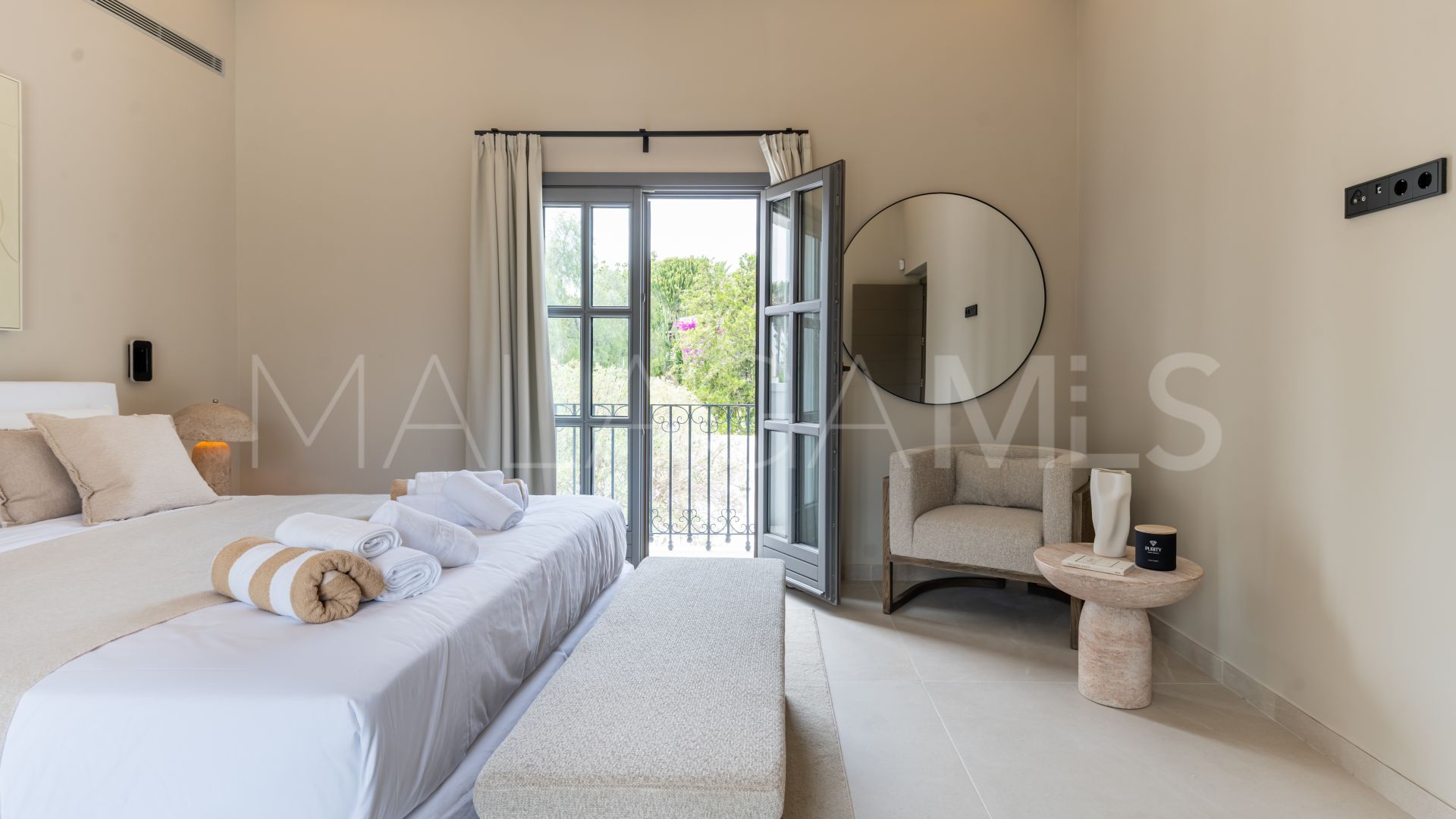 Villa for sale in Atalaya