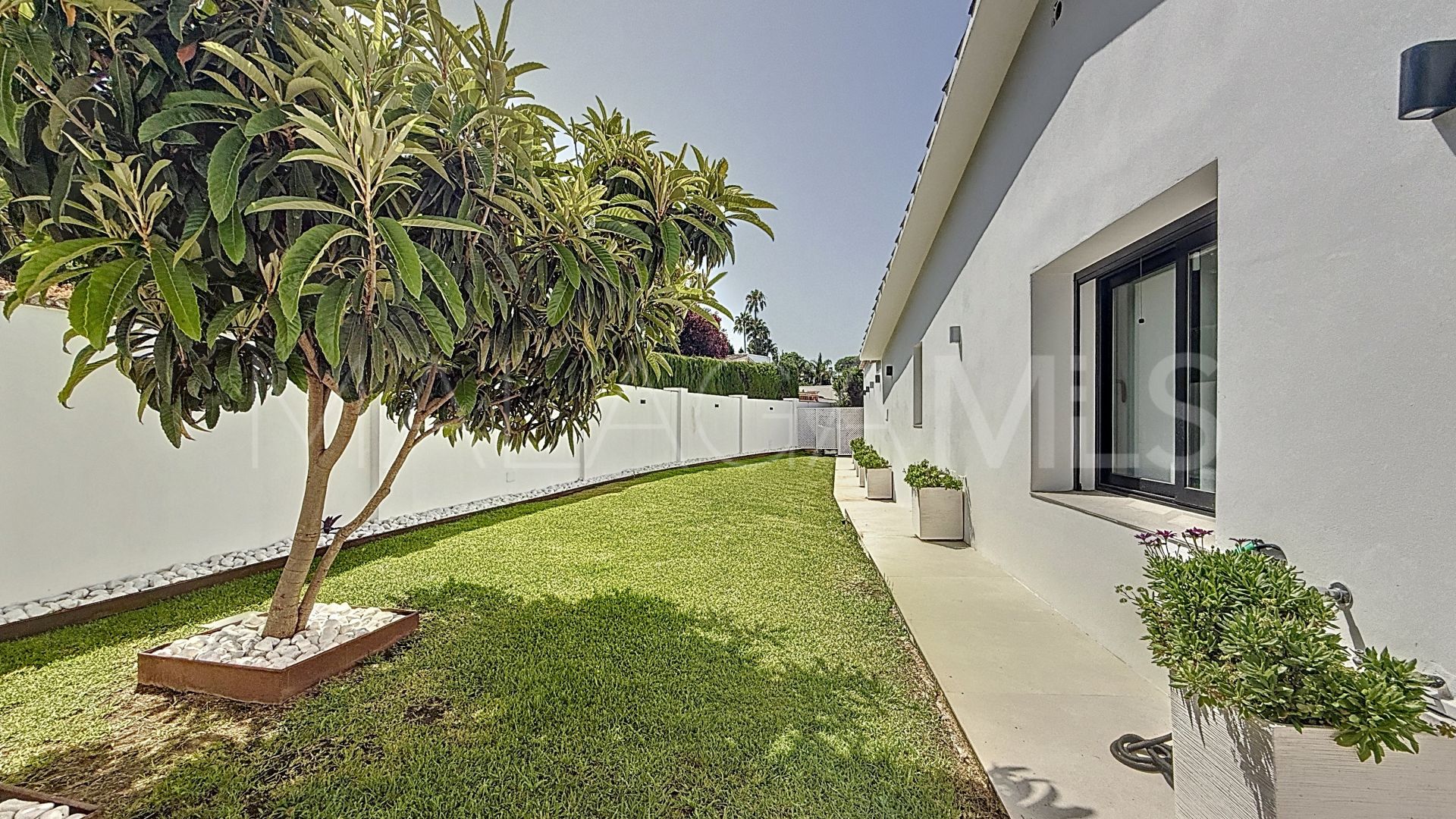 Villa for sale in San Pedro de Alcantara