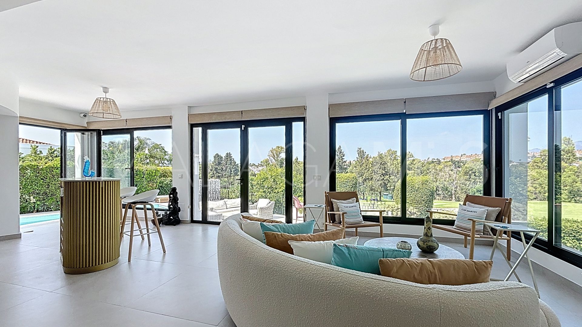 Villa for sale in San Pedro de Alcantara