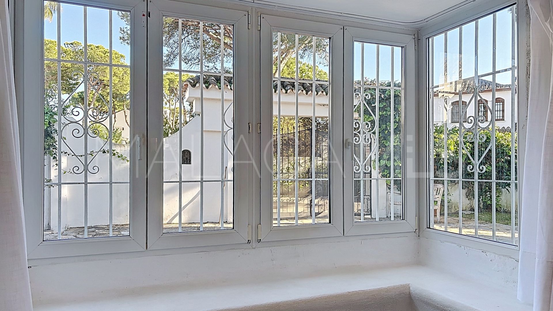 Villa for sale in Benamara