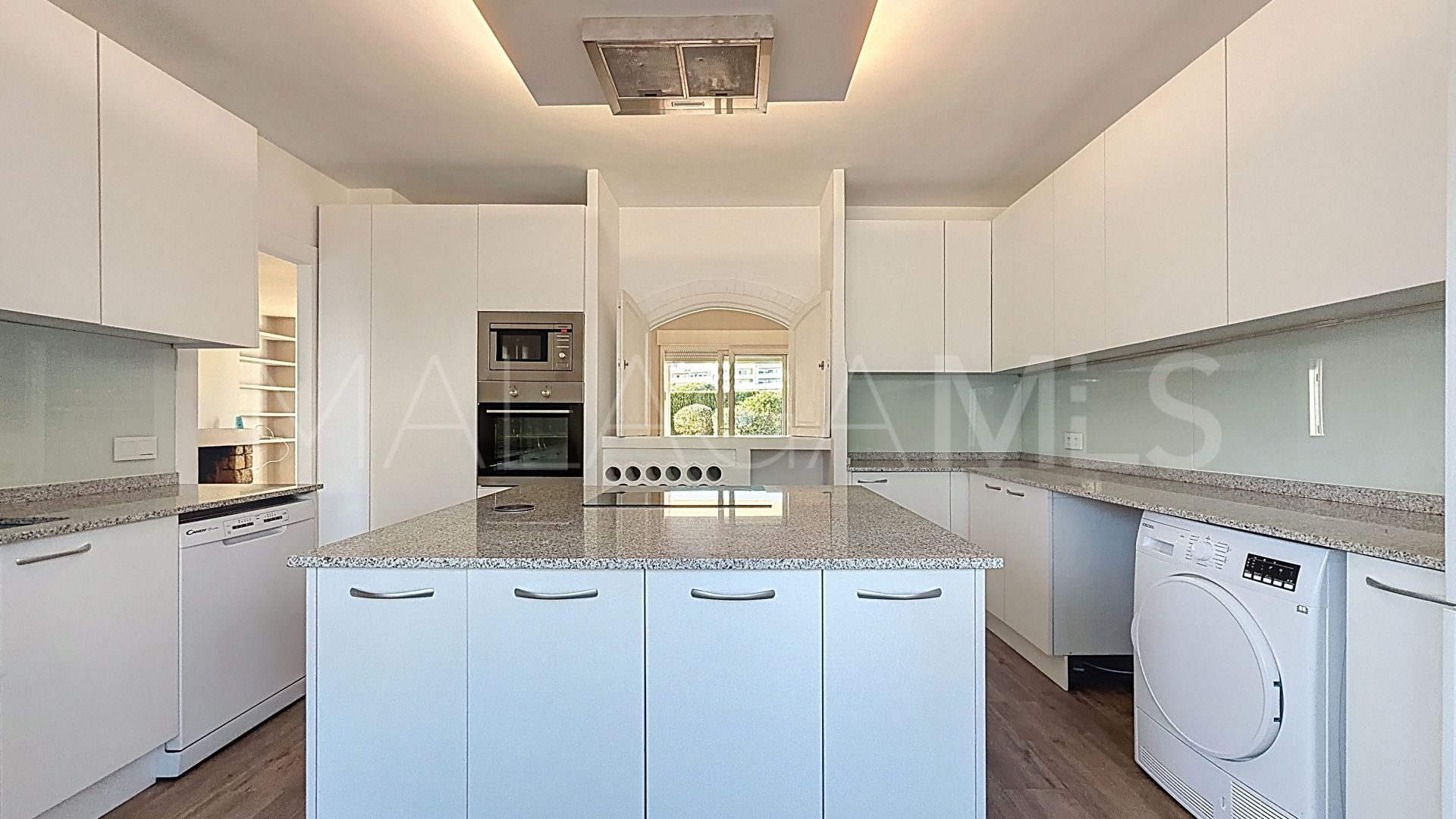 Villa for sale in Benamara