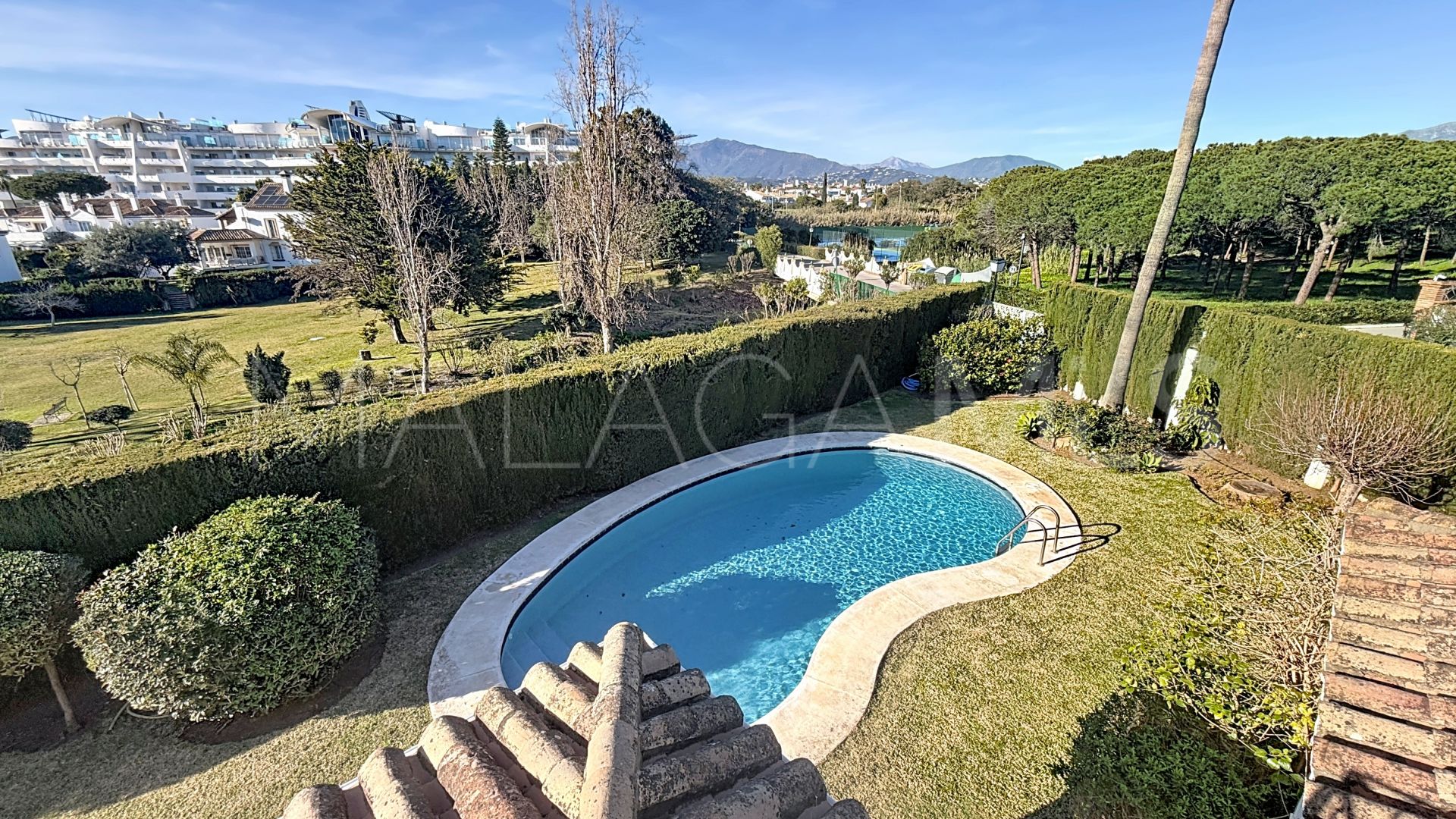 Villa for sale in Benamara